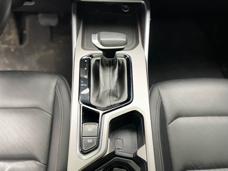 GEELY Emgrand 2022 car image #25
