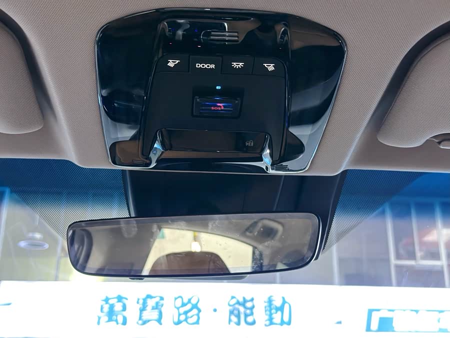 Toyota Venza 2024 car image #25