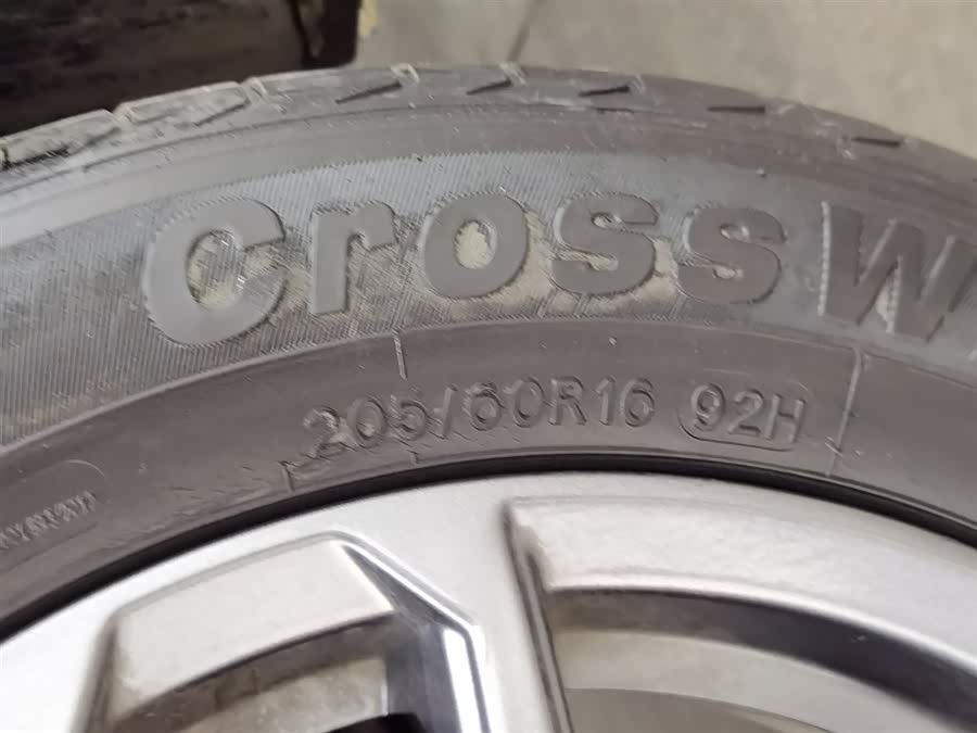 GEELY Vision X3 2022 изображение автомобиля #25