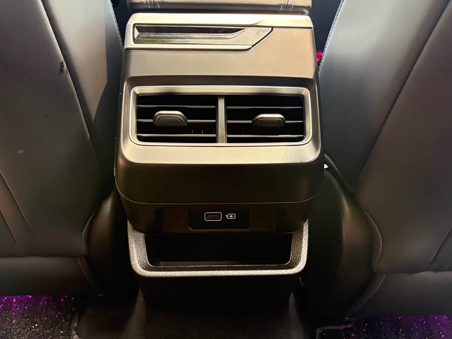 GEELY Preface 2025 image de voiture #25