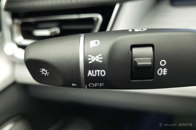 HongQi H5 PHEV 2025 #25 HongQi H5 PHEV 2025 car image #25