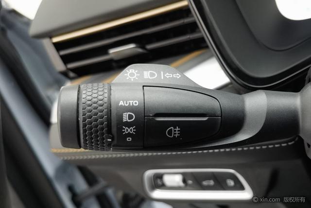 GEELY Emgrand L HiP 2023 car image #25