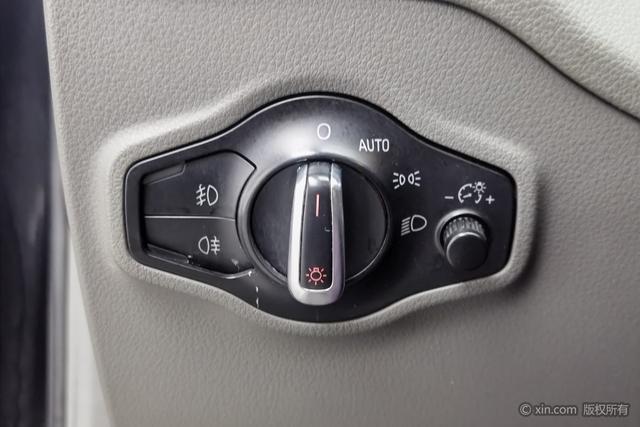 Audi Q5 (Imported) 2011 #25 Audi Q5 (Imported) 2011 car image #25