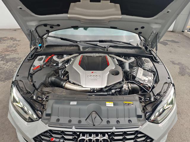 Audi RS 5 2023 immagine di auto #25