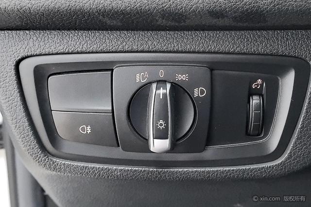 BMW 1 Series 2019 car image #25