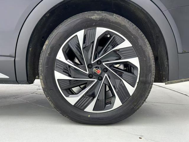 HongQi HS7 PHEV 2024 #25 HongQi HS7 PHEV 2024 car image #25