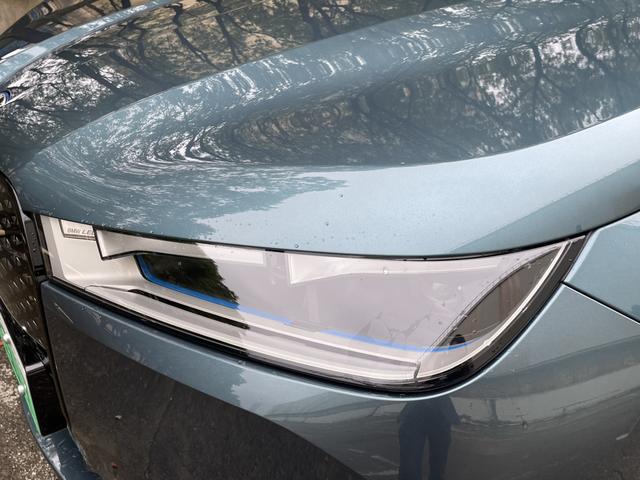 BMW iX 2023 car image #25