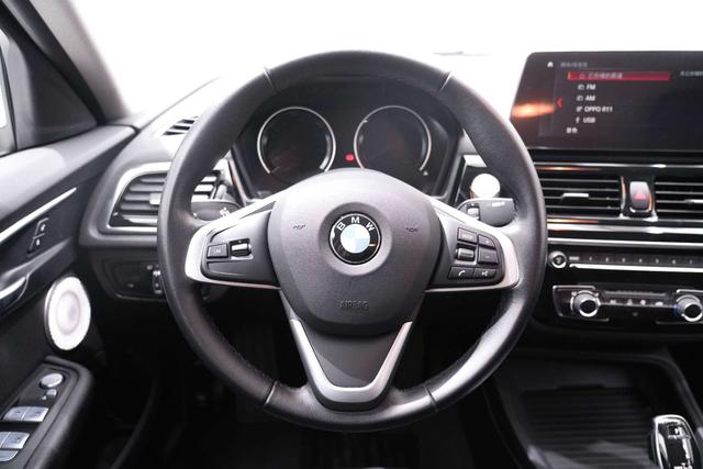 BMW 1 Series 2022 #25 BMW 1 Series 2022 car image #25