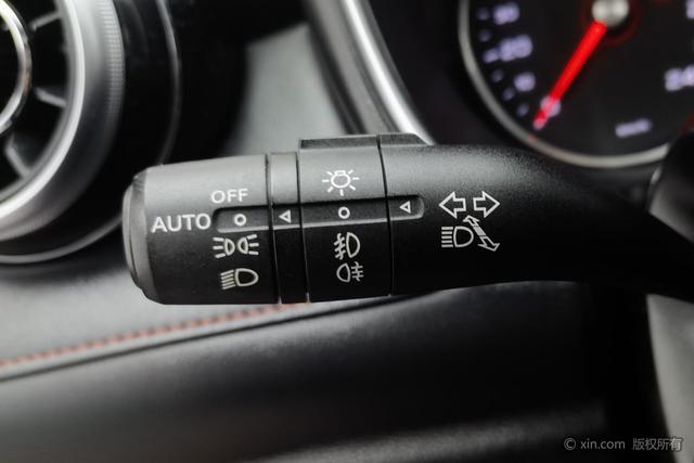 MG HS 2021 #25 MG HS 2021 car image #25