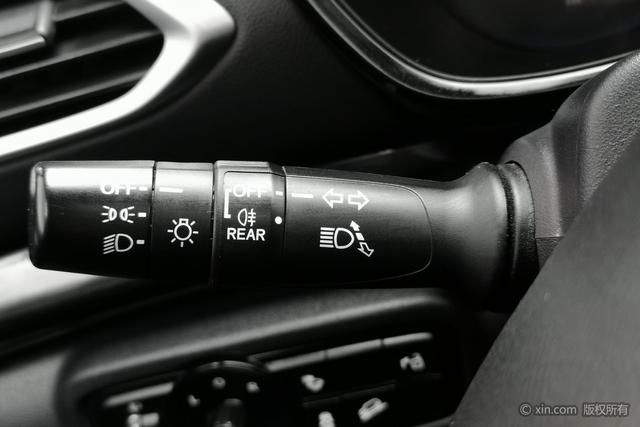 GAC ix4 2018 immagine di auto #25