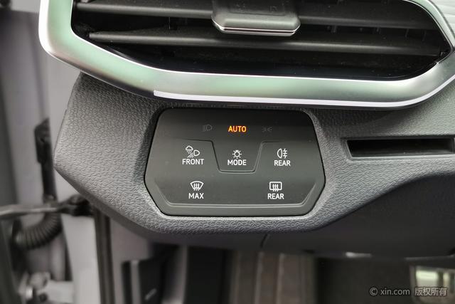 Volkswagen ID.4 Crozz 2023 car image #25