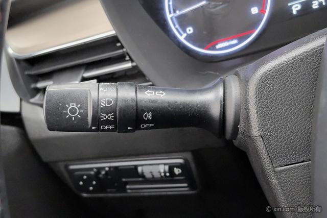 GEELY Vision X3 2021 car image #25