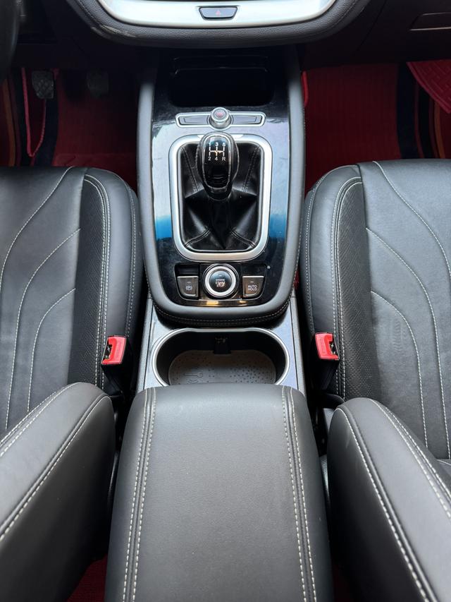 Jetour X70 2019 car image #25