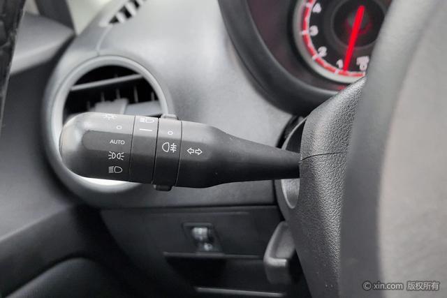 MG 3 2017 car image #25