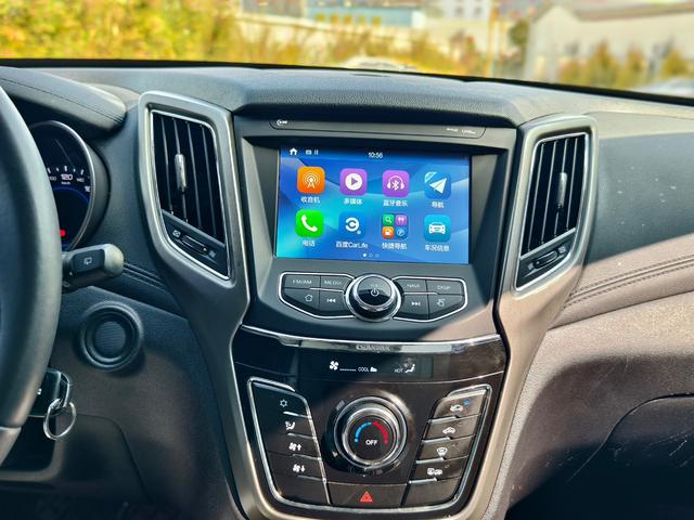 Changan CS35 2017 car image #25