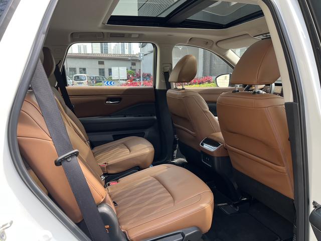 Nissan Pathfinder 2024 car image #25