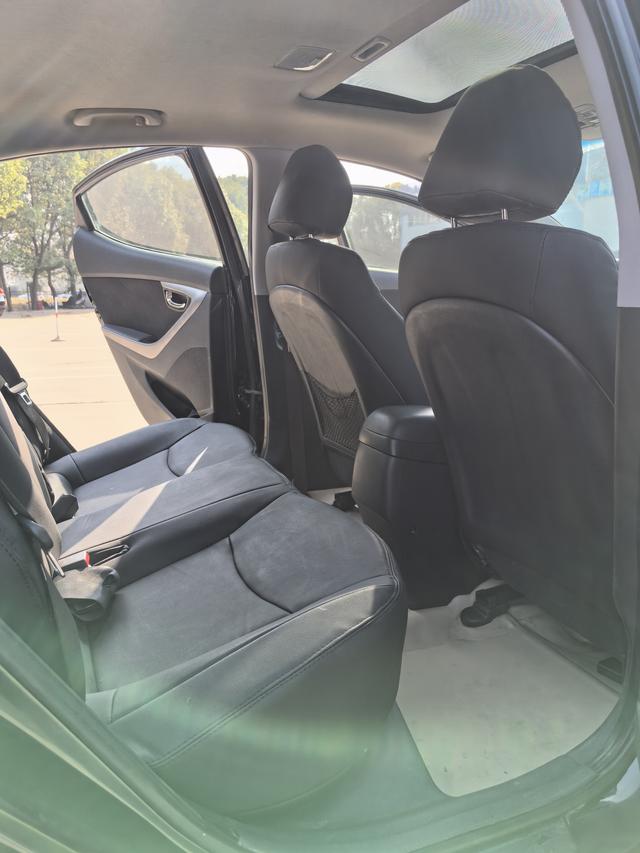 Hyundai Elantra MD 2013 #25 Hyundai Elantra MD 2013 car image #25