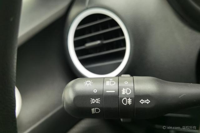 MG 3 2013 imagen de coche #25