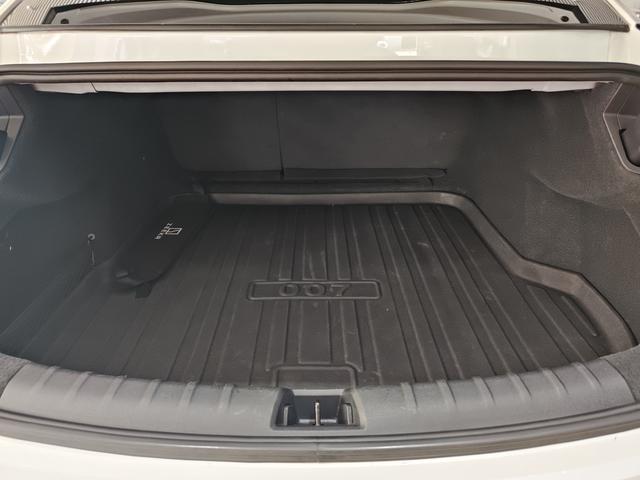 极氪 极氪007 2023 汽车图片 #25