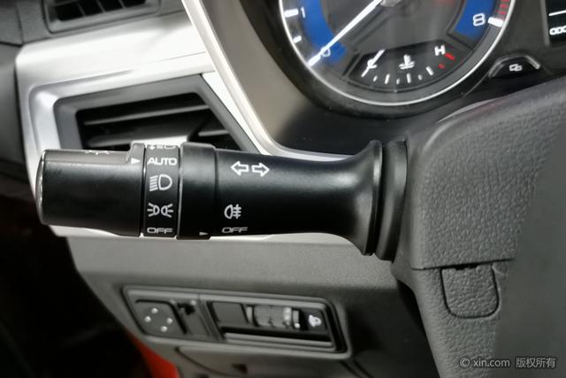 GEELY Vision X3 2019 immagine di auto #25