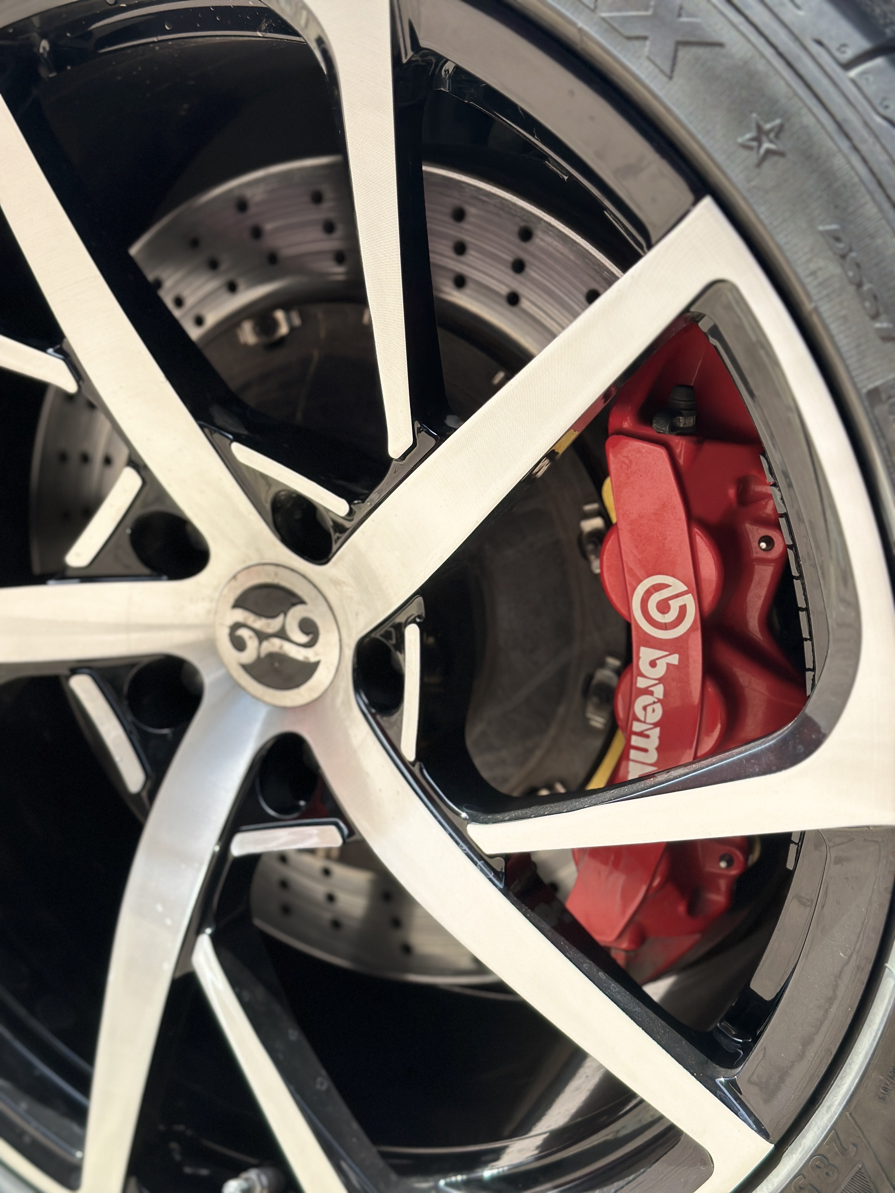 BMW X6 M 2010 immagine di auto #25