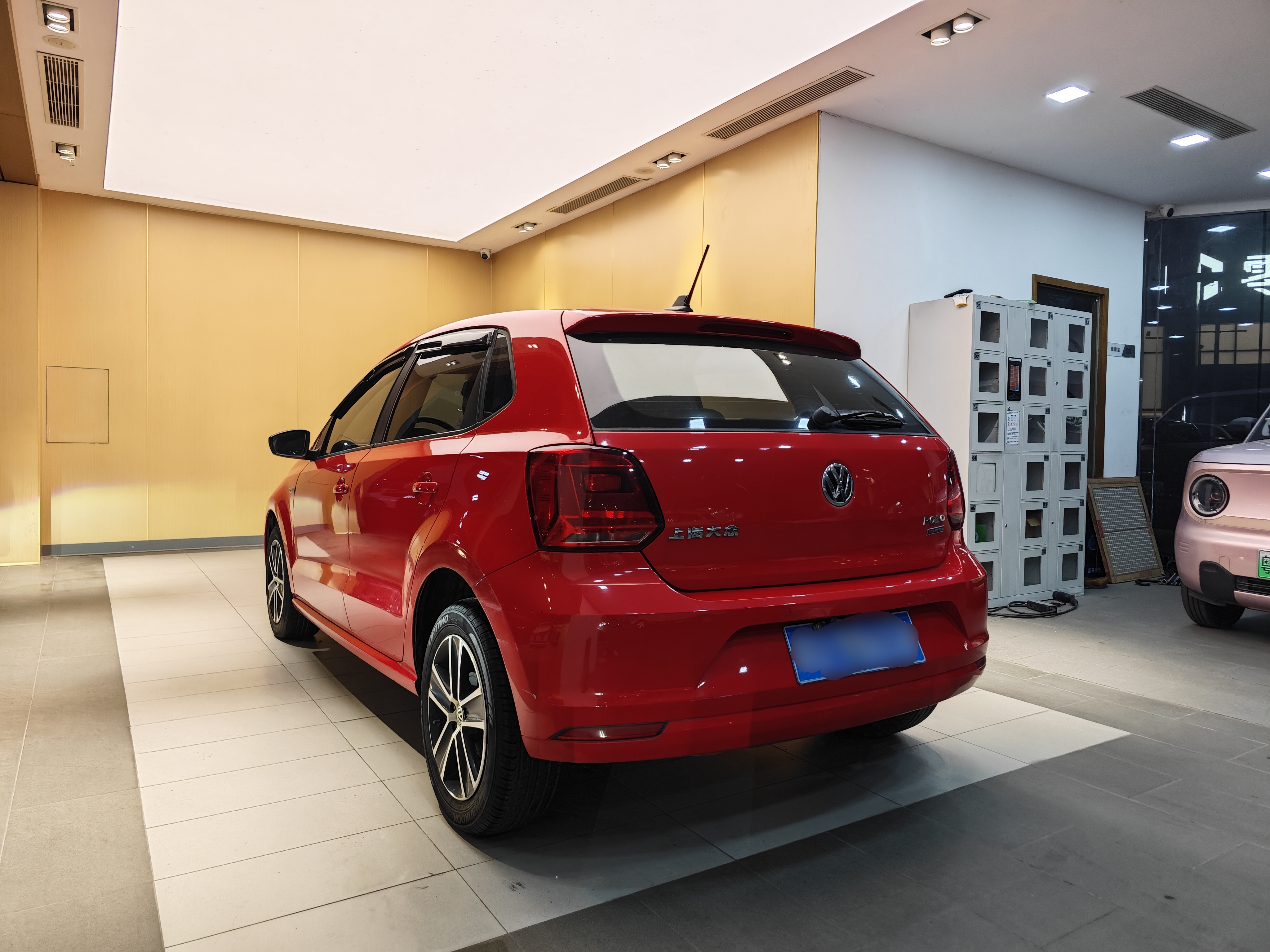 Volkswagen Polo 2015 #25 Volkswagen Polo 2015 car image #25