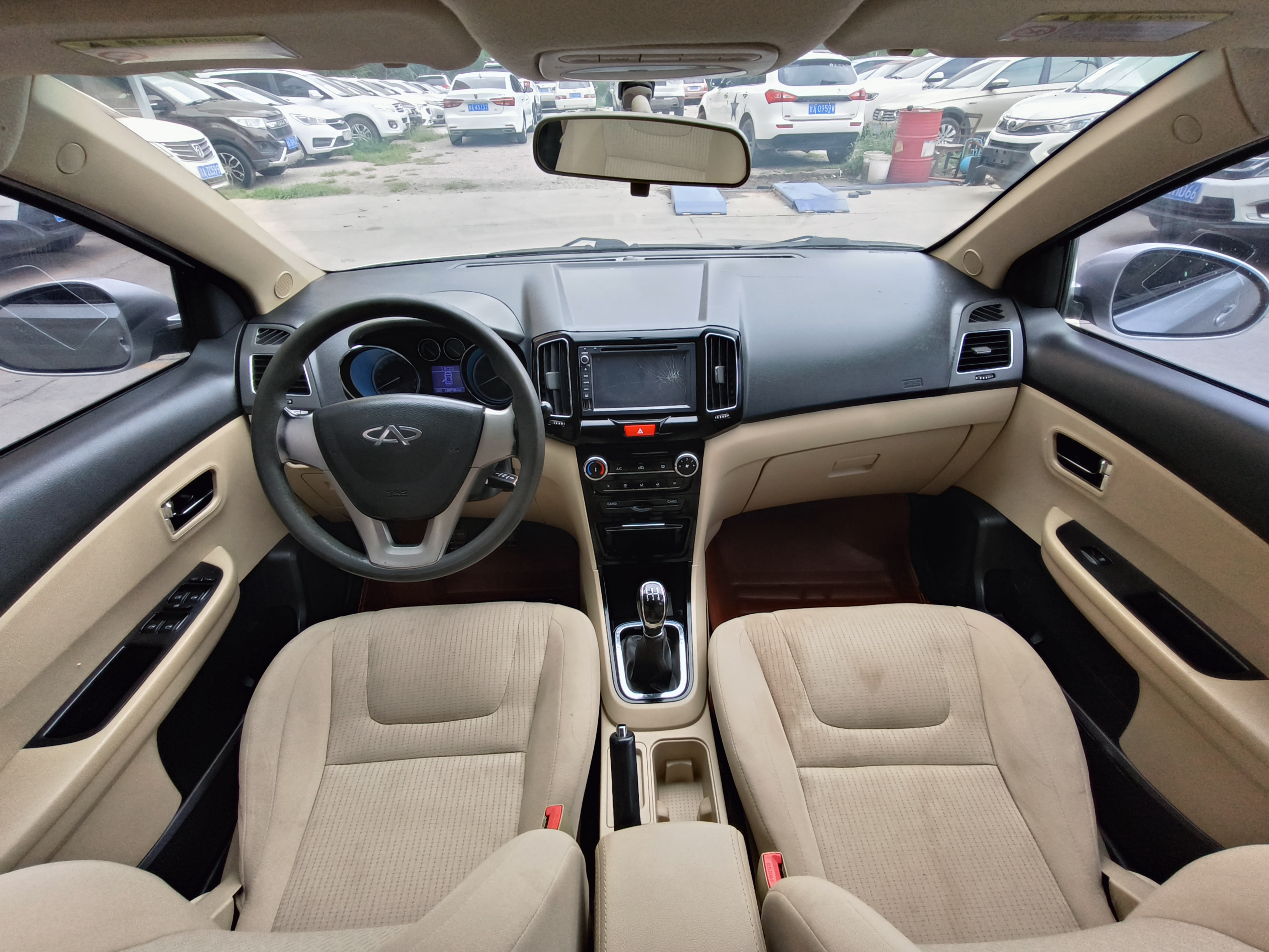 Chery E5 2015 изображение автомобиля #25