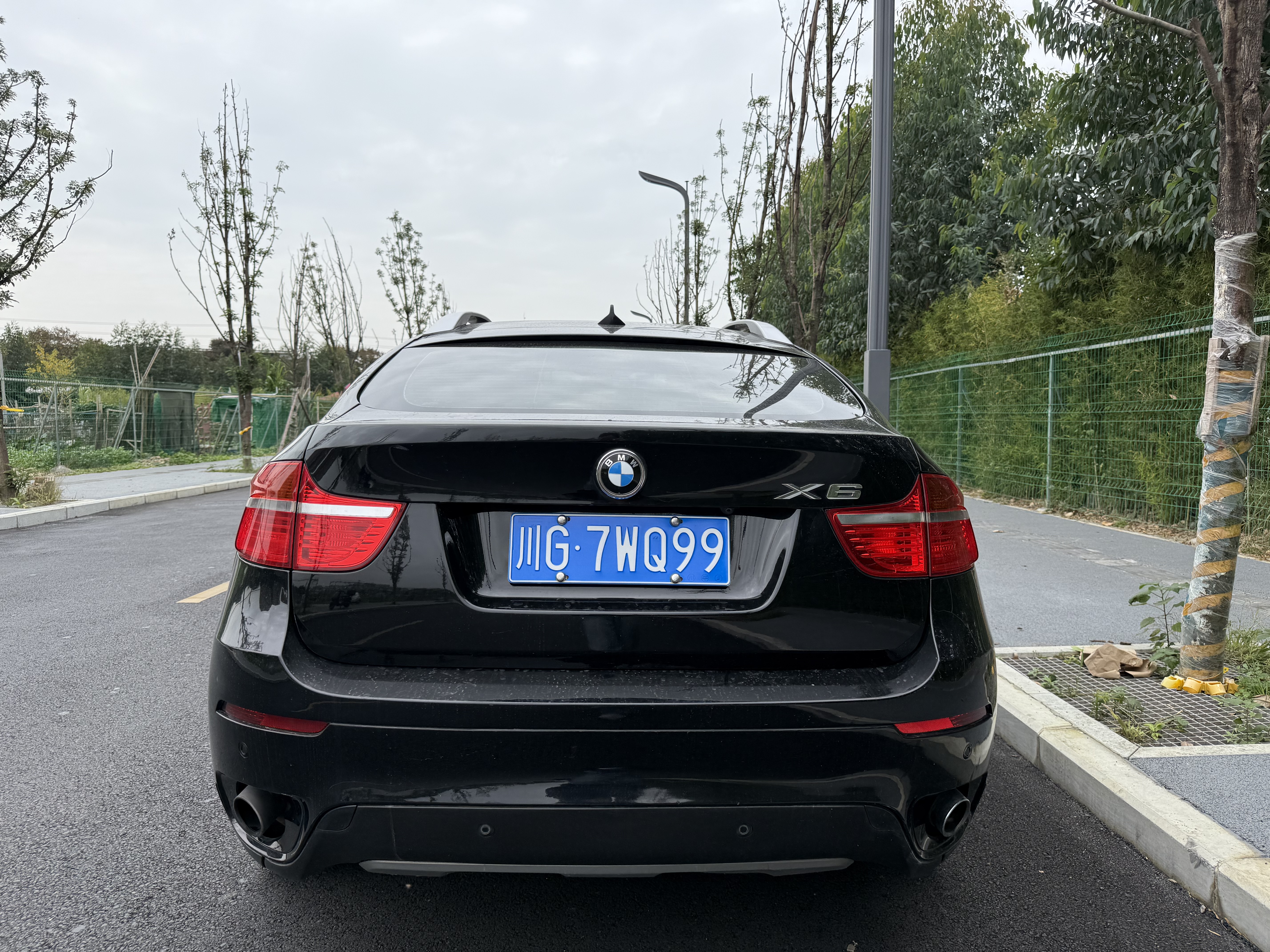 宝马 宝马X6 2011 汽车图片 #25