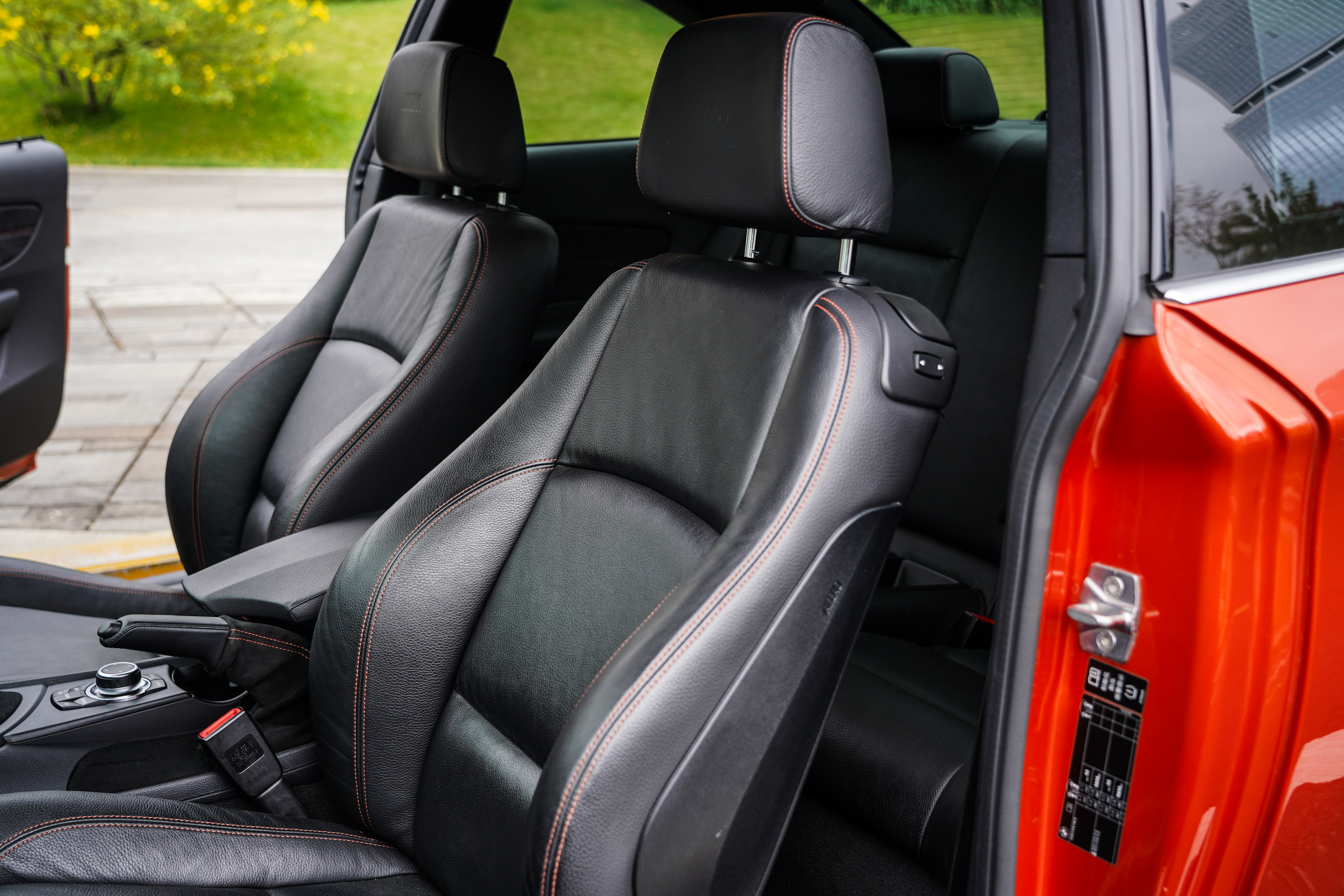 BMW 1 Series M 2012 car image #25