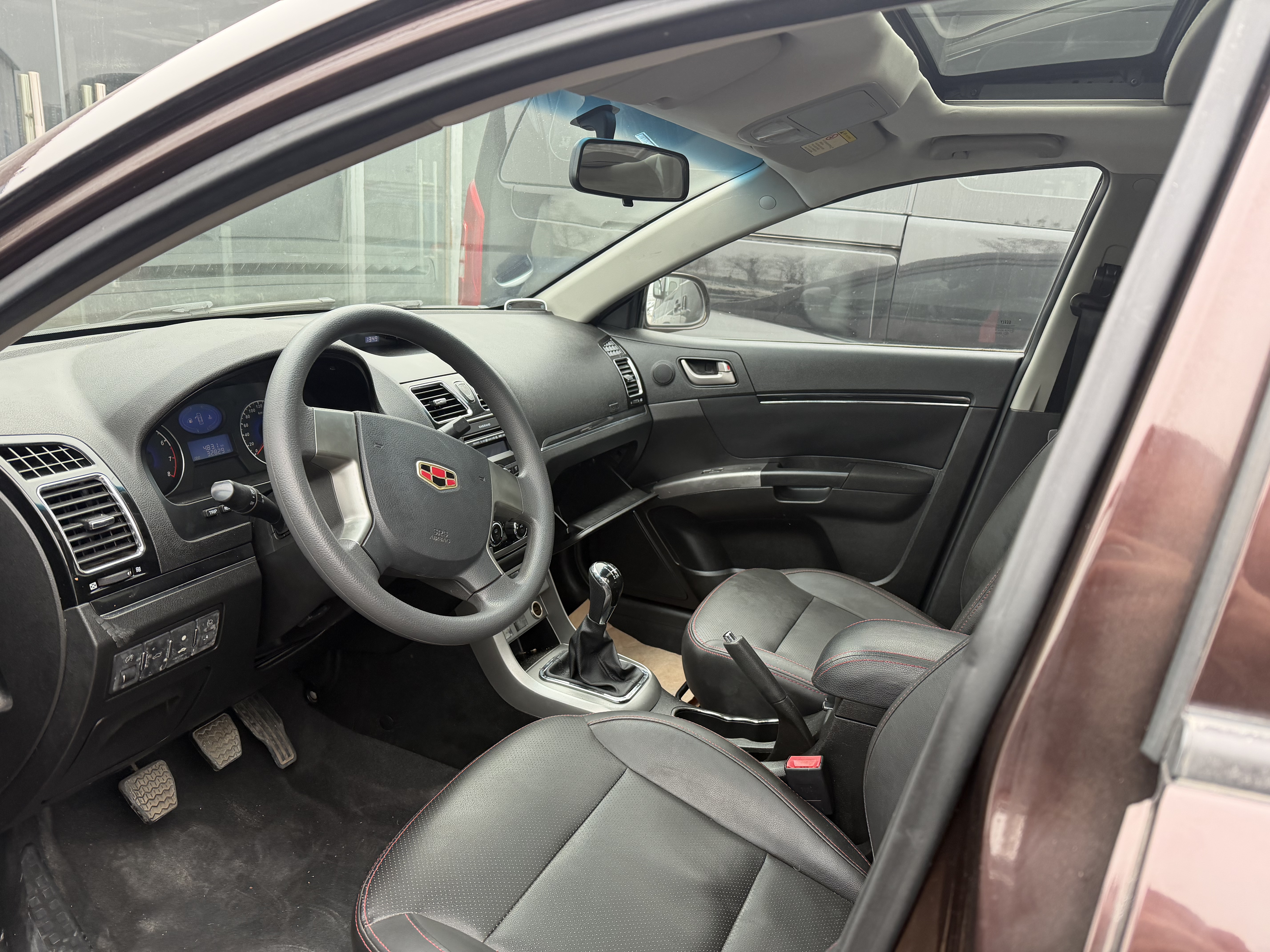 GEELY Emgrand Classic 2014 car image #25