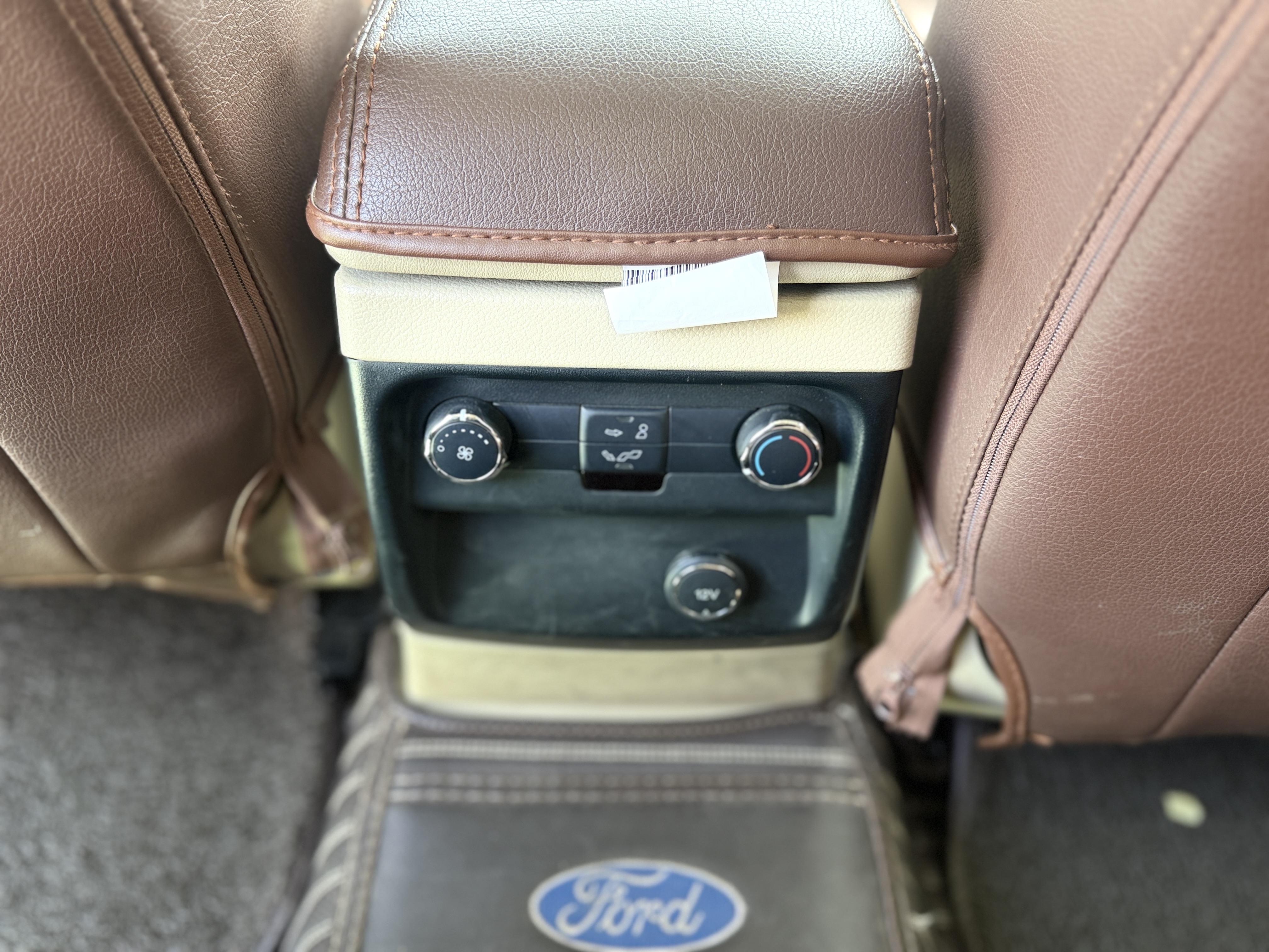 Ford Everest 2017 car image #25