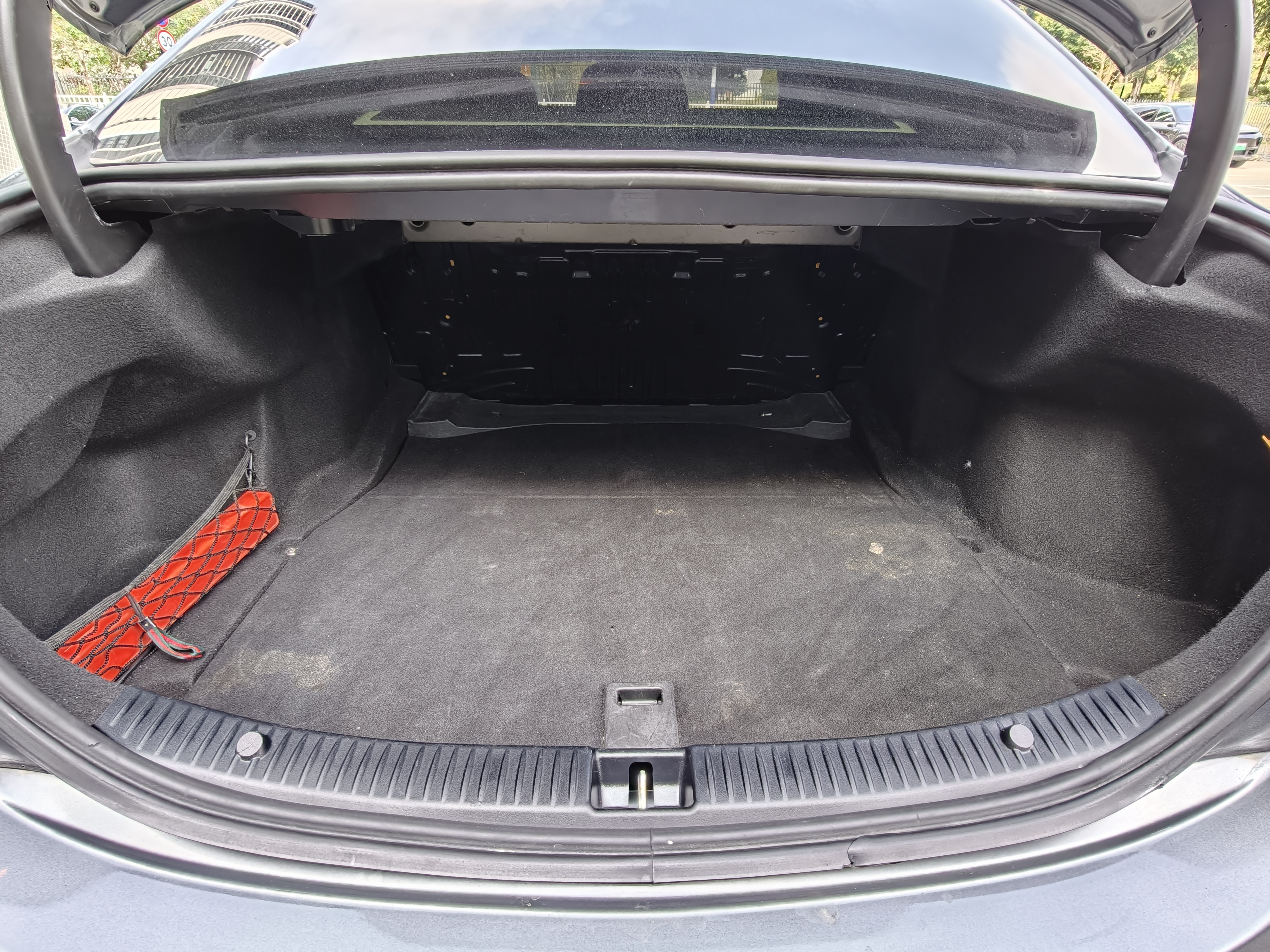 Mercedes-Benz C Class 2017 car image #25