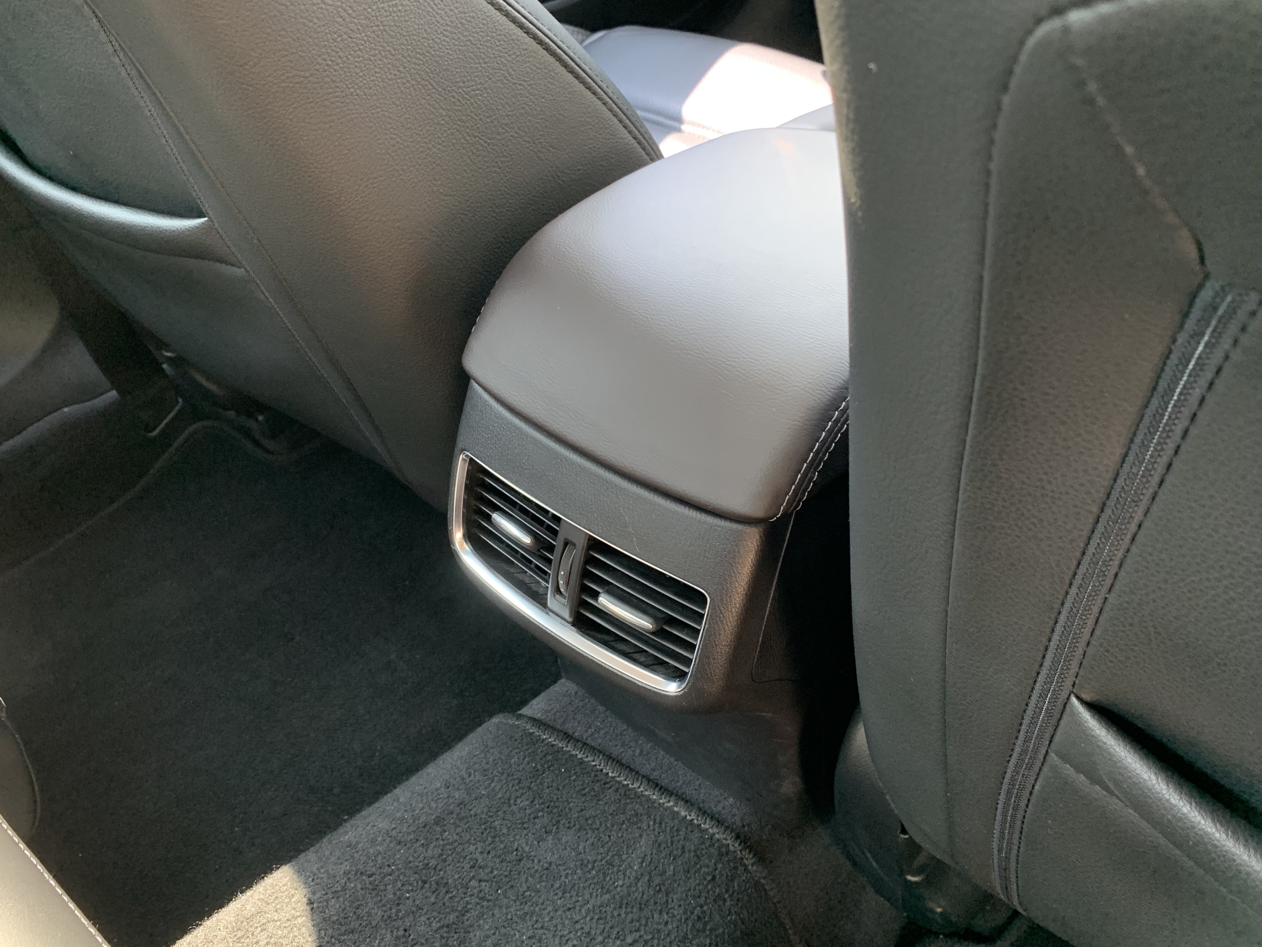 Mazda Atenza 2018 image de voiture #25