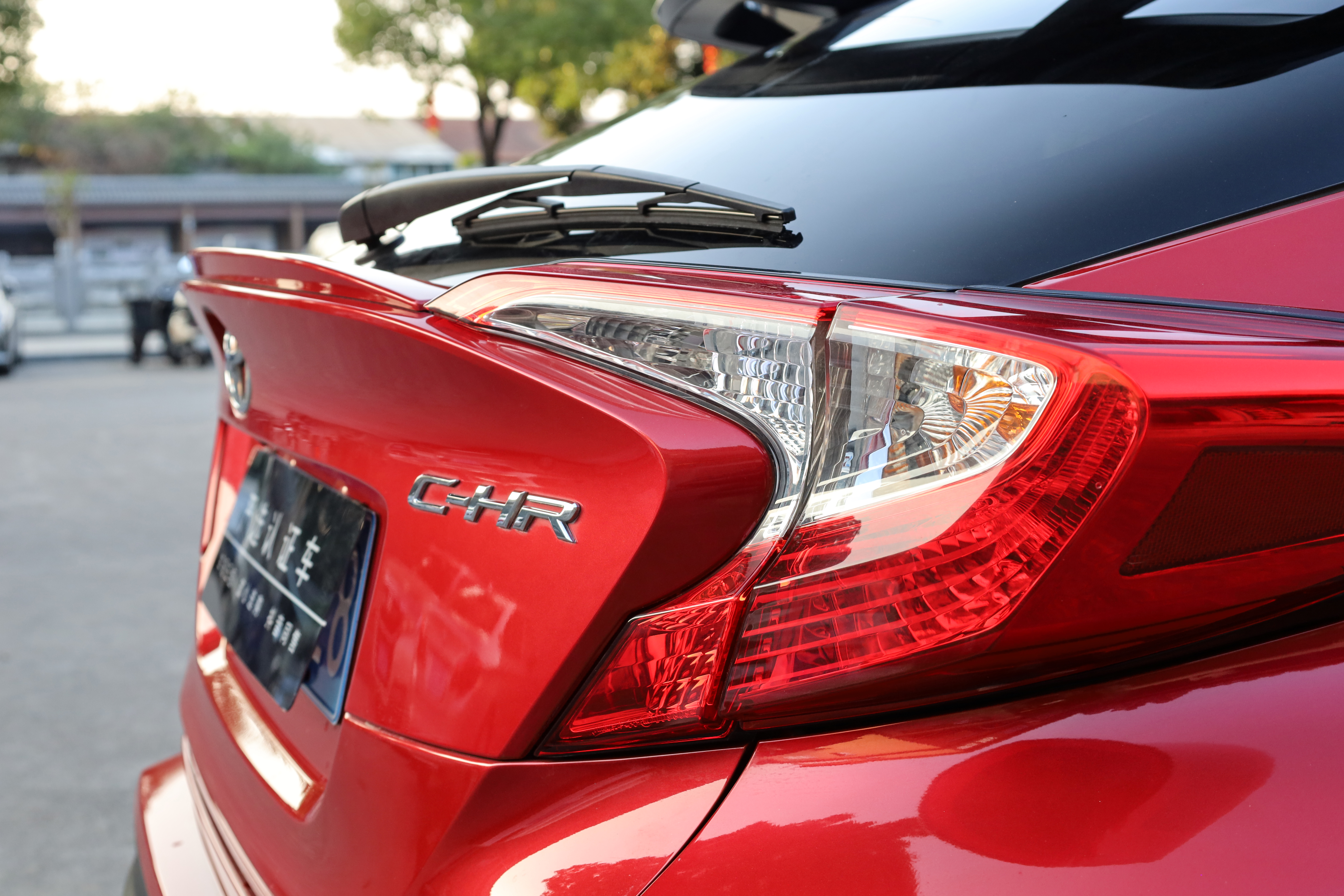 Toyota C-HR 2019 car image #25