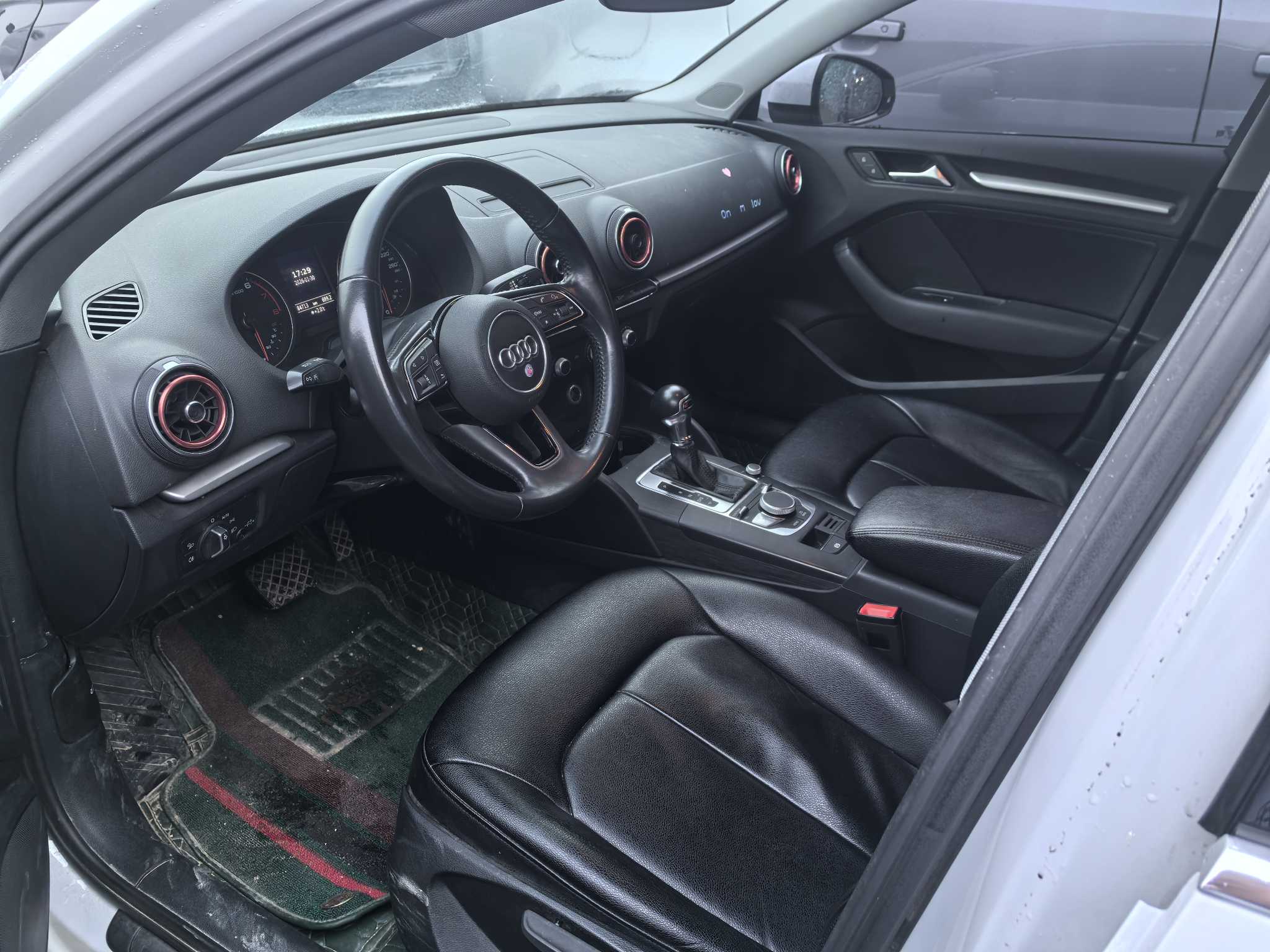 Audi A3 2019 car image #25
