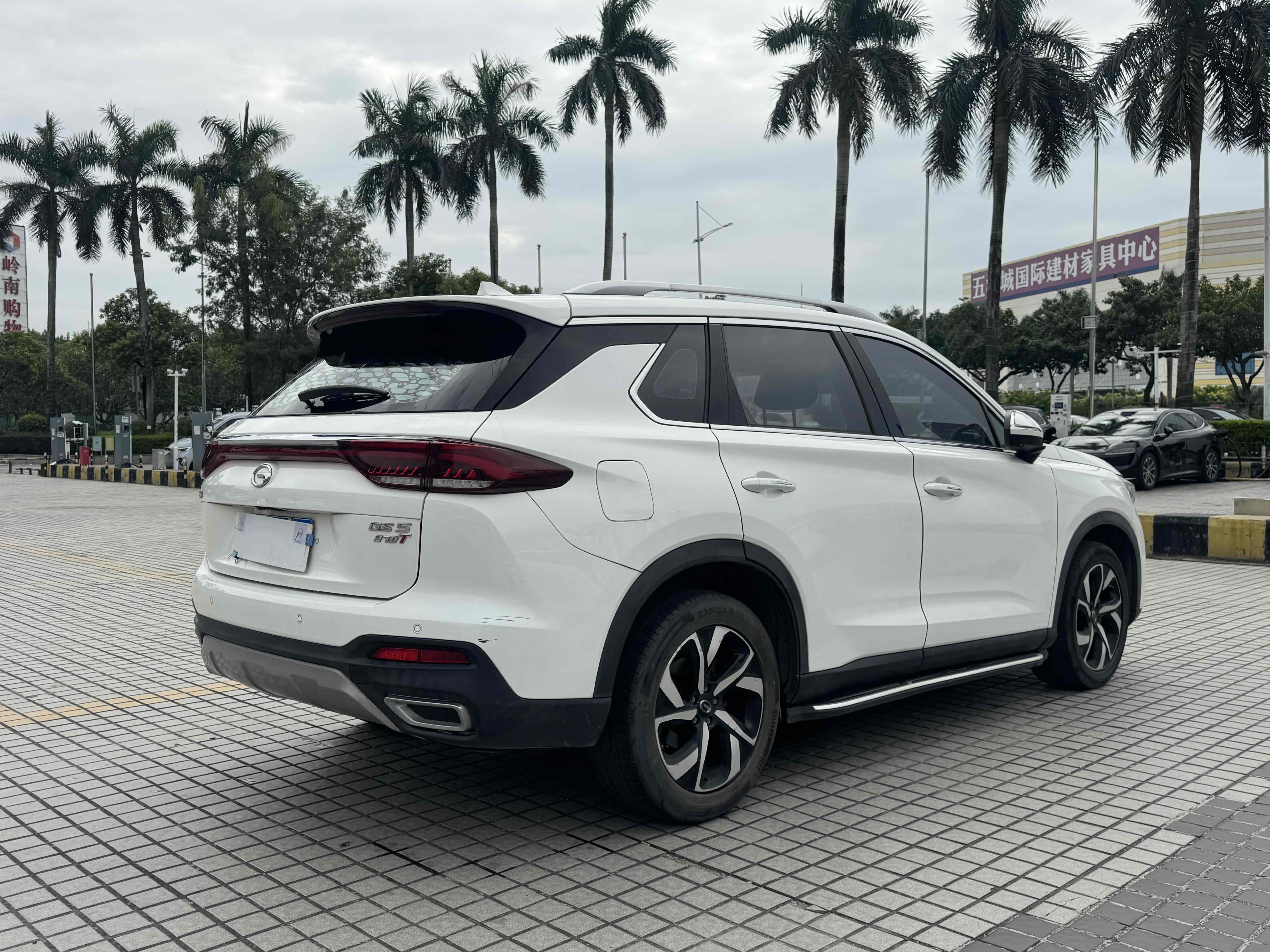 GAC Trumpchi GS5 2019 car image #25