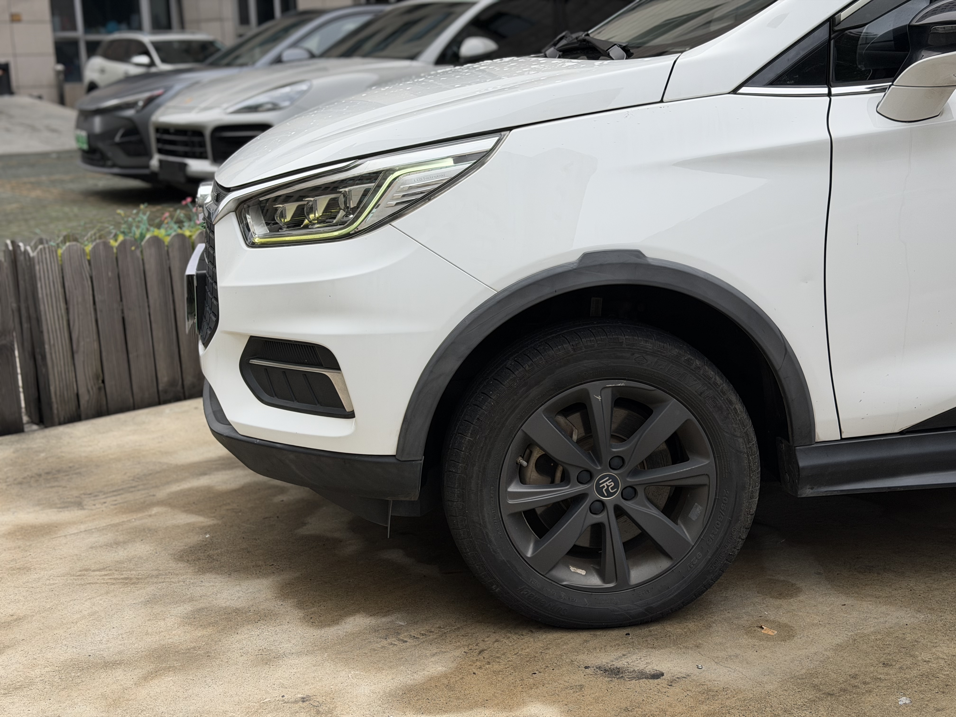 BYD Yuan New Energy 2019 car image #25