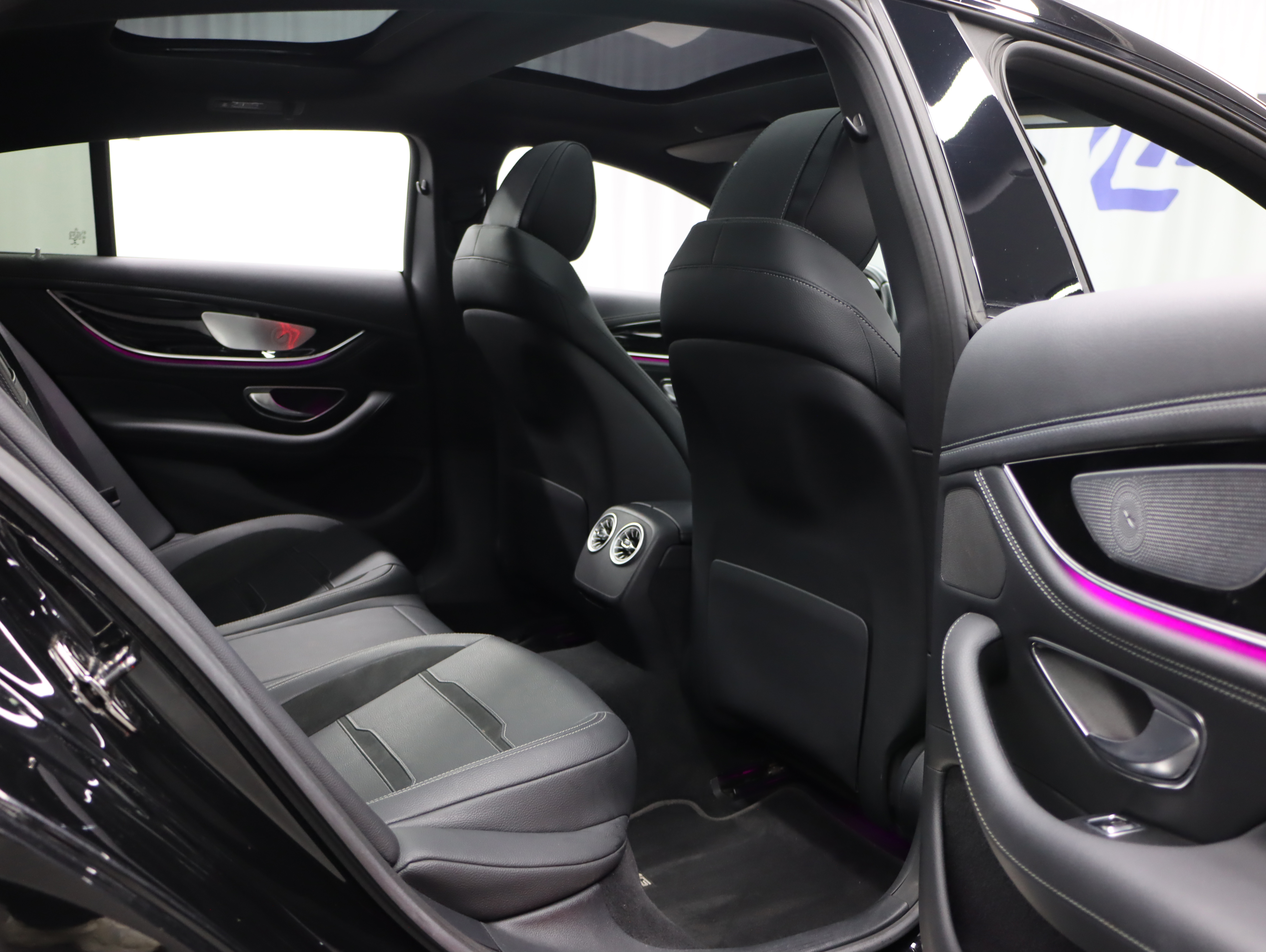 Mercedes-Benz AMG GT 2020 изображение автомобиля #25