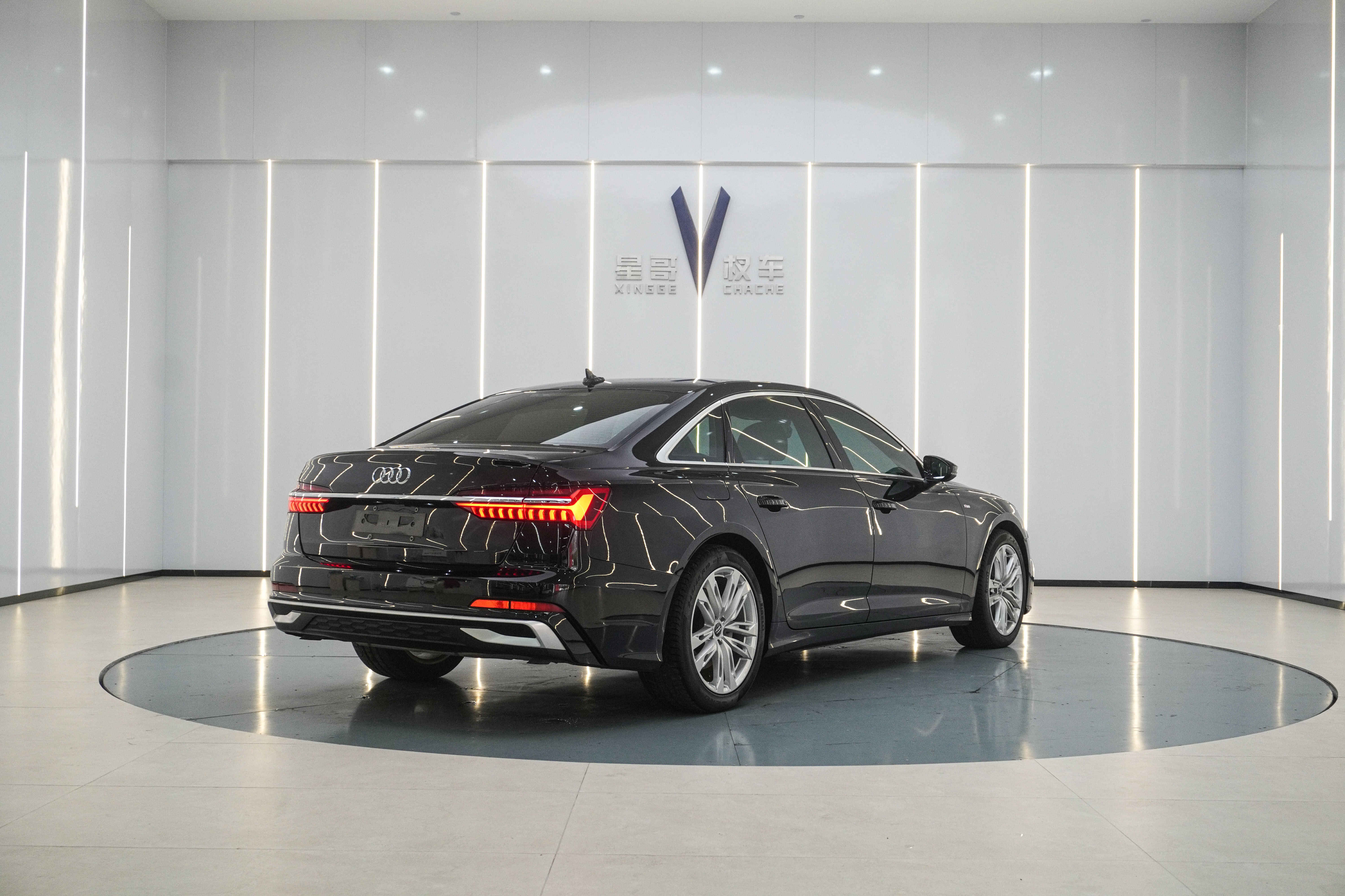 Audi A6L 2020 #25 Audi A6L 2020 car image #25