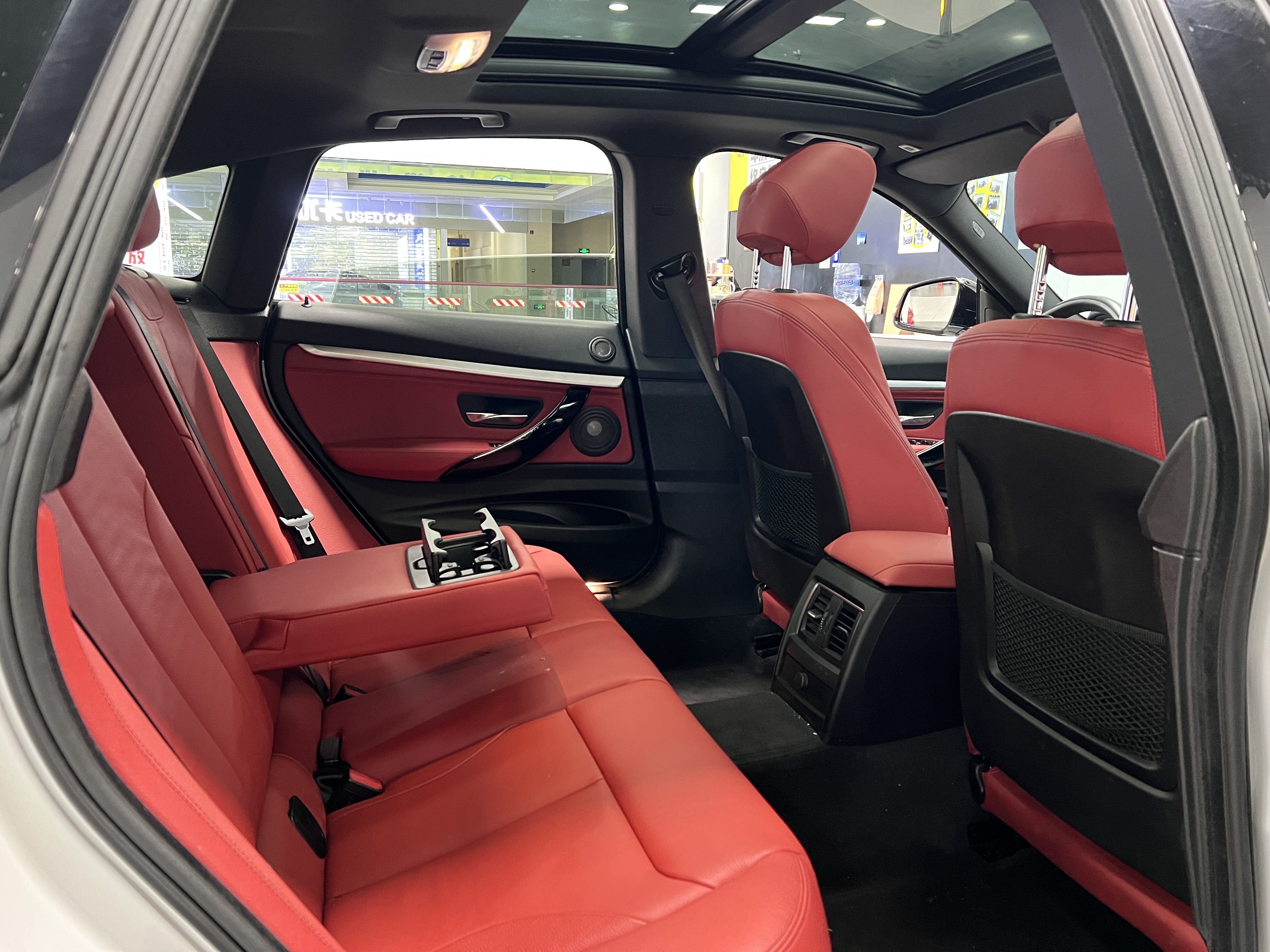 BMW 3 Series GT 2020 car image #25