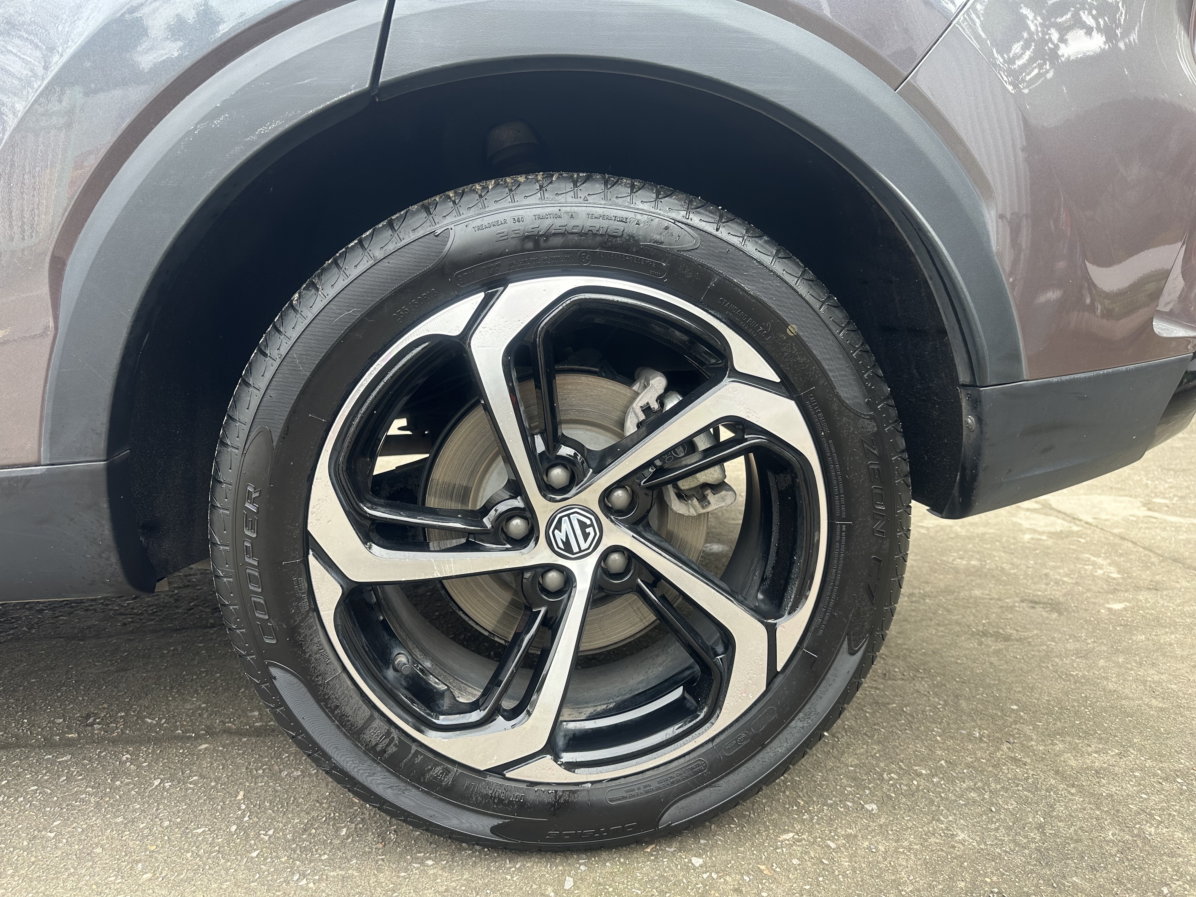 MG Pilot 2022 car image #25