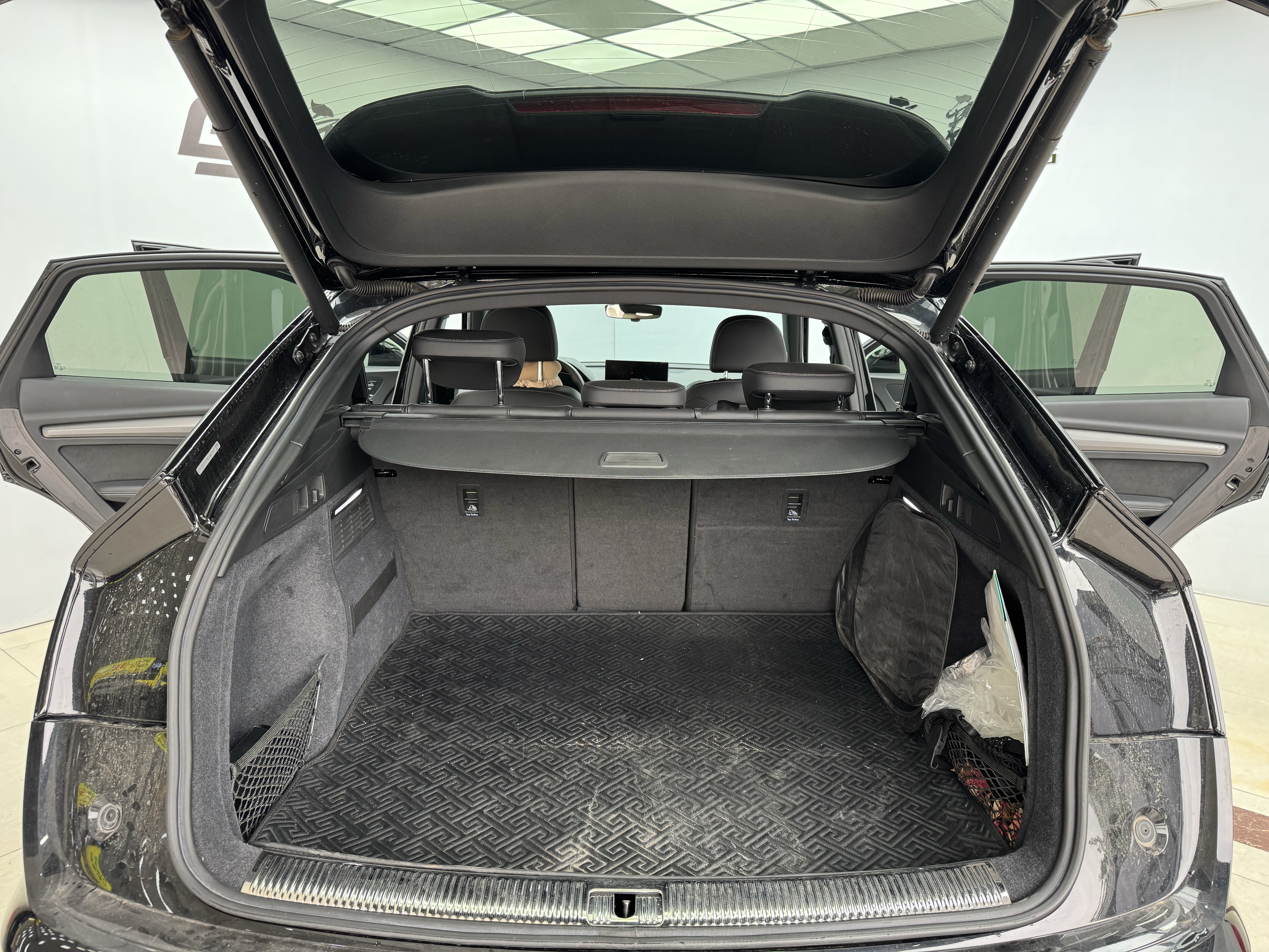 Audi Q5L Sportback 2021 изображение автомобиля #25