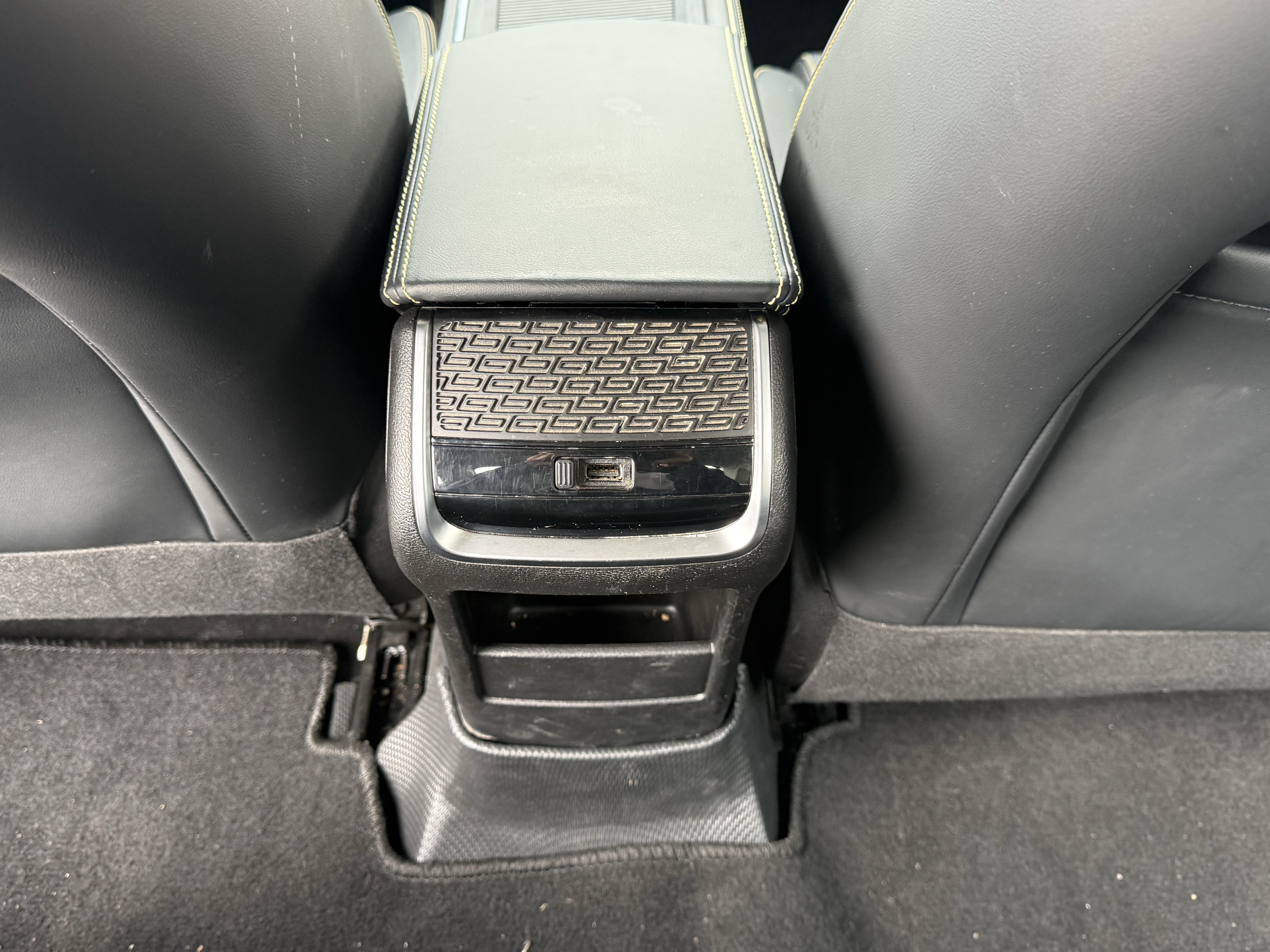 GEELY Binray 2022 #25 GEELY Binray 2022 car image #25
