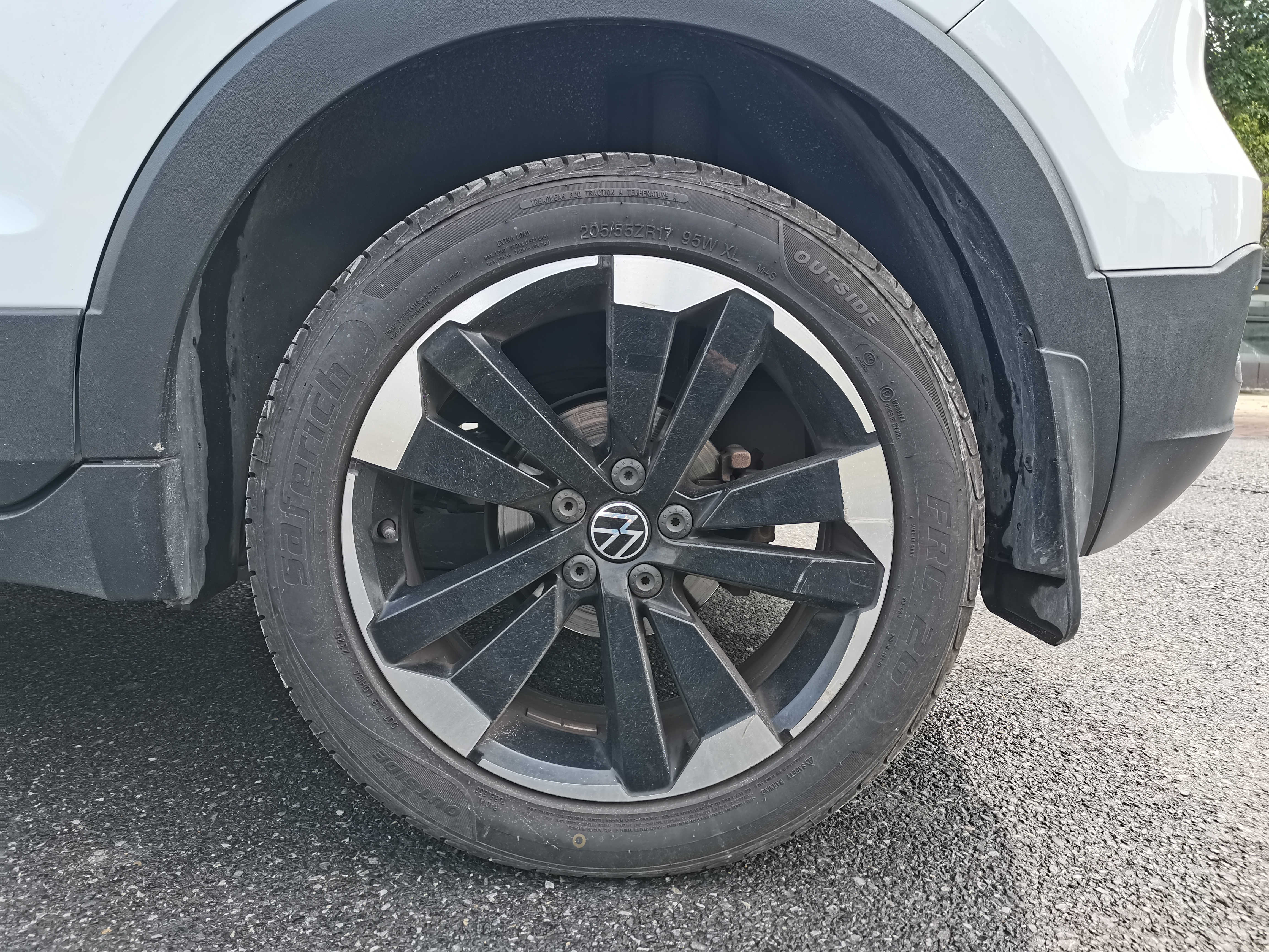 Volkswagen Tacqua 2022 car image #25