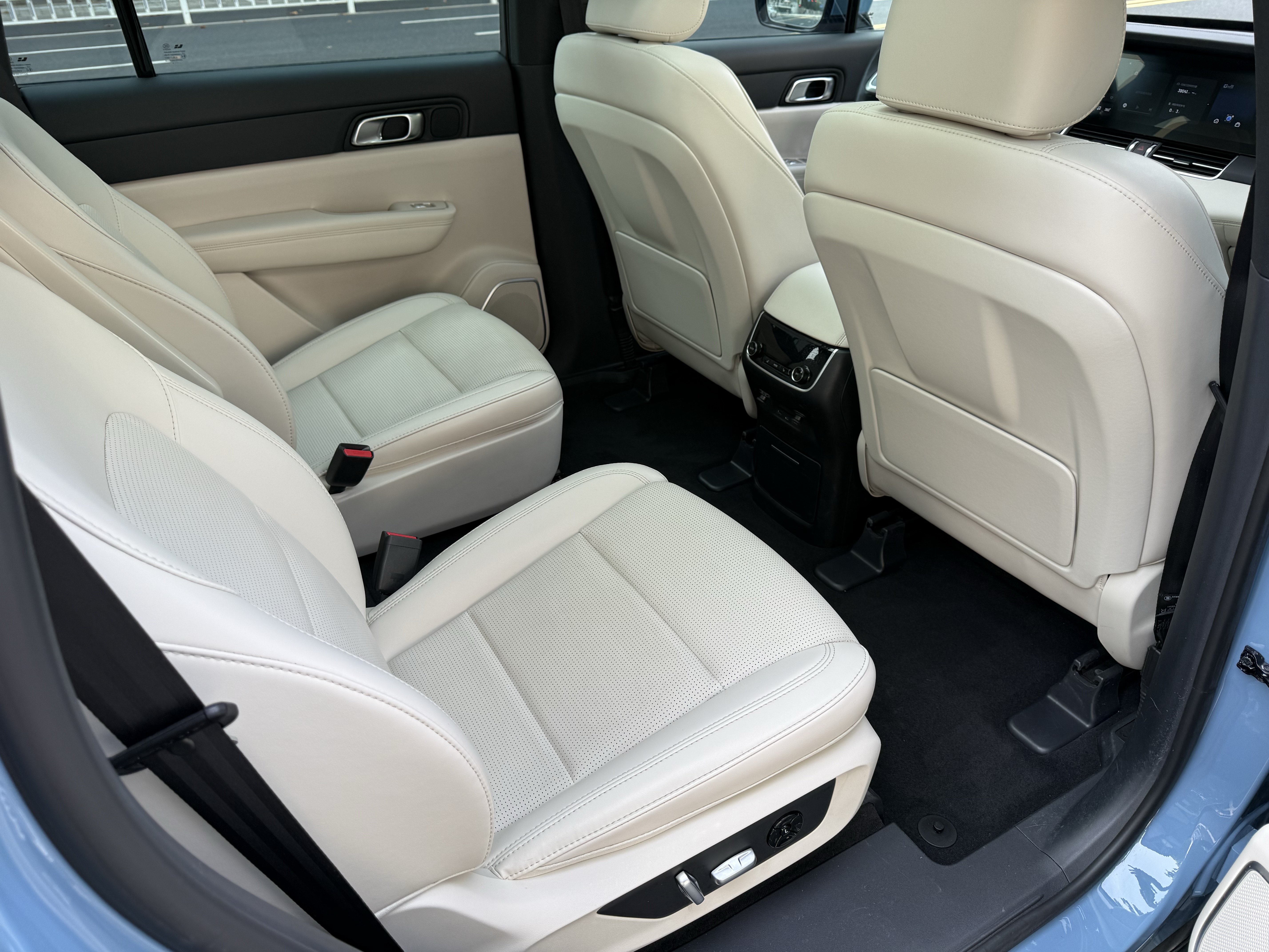 理想汽车 理想ONE 2022 汽车图片 #25