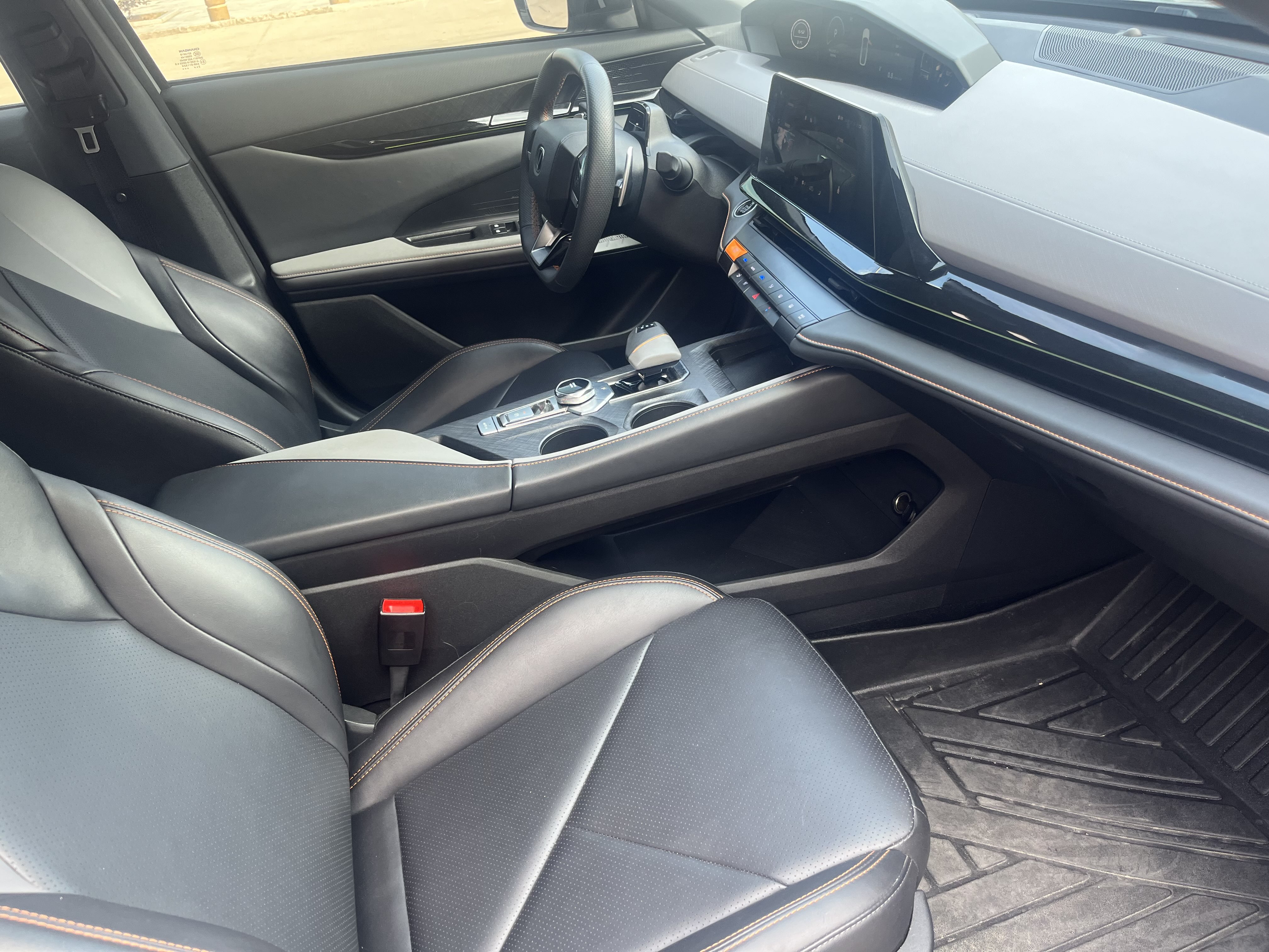 Changan UNI-V 2022 immagine di auto #25