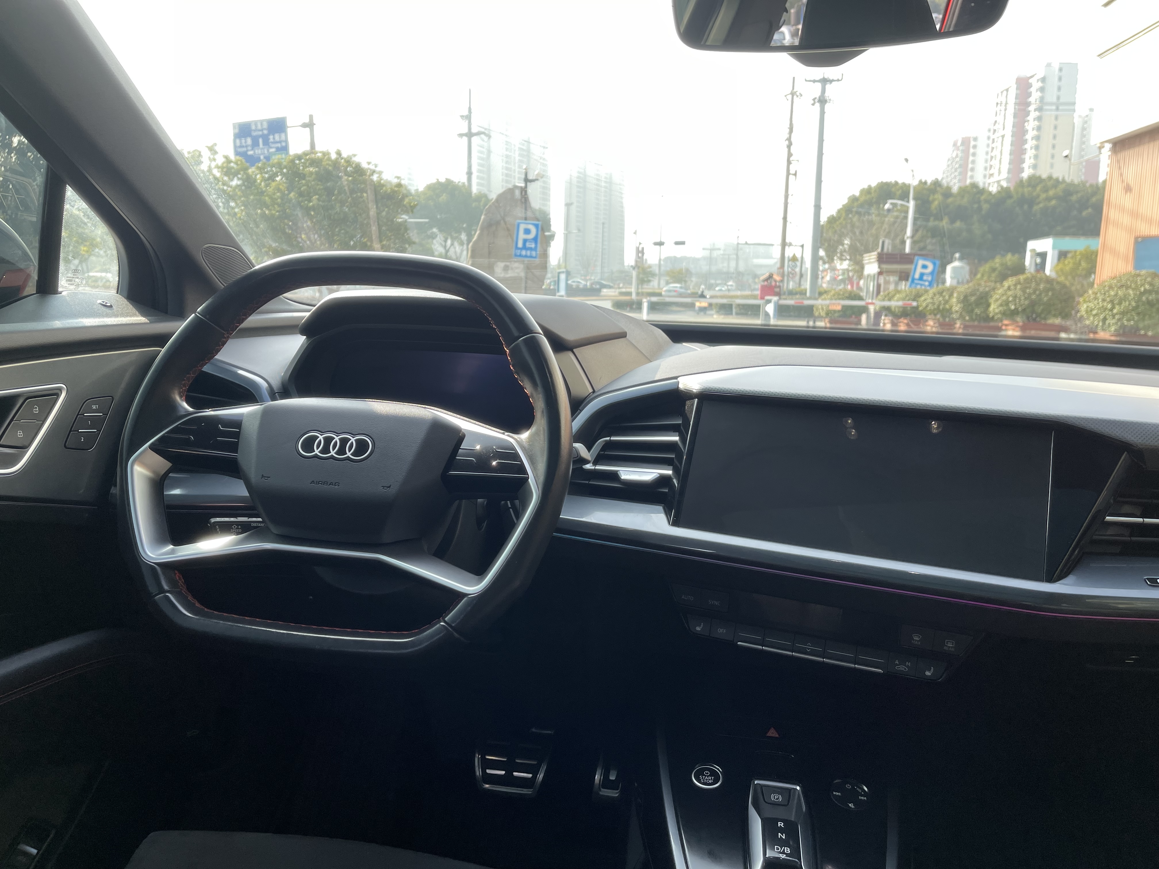 Audi Q5 e-tron 2022 immagine di auto #25