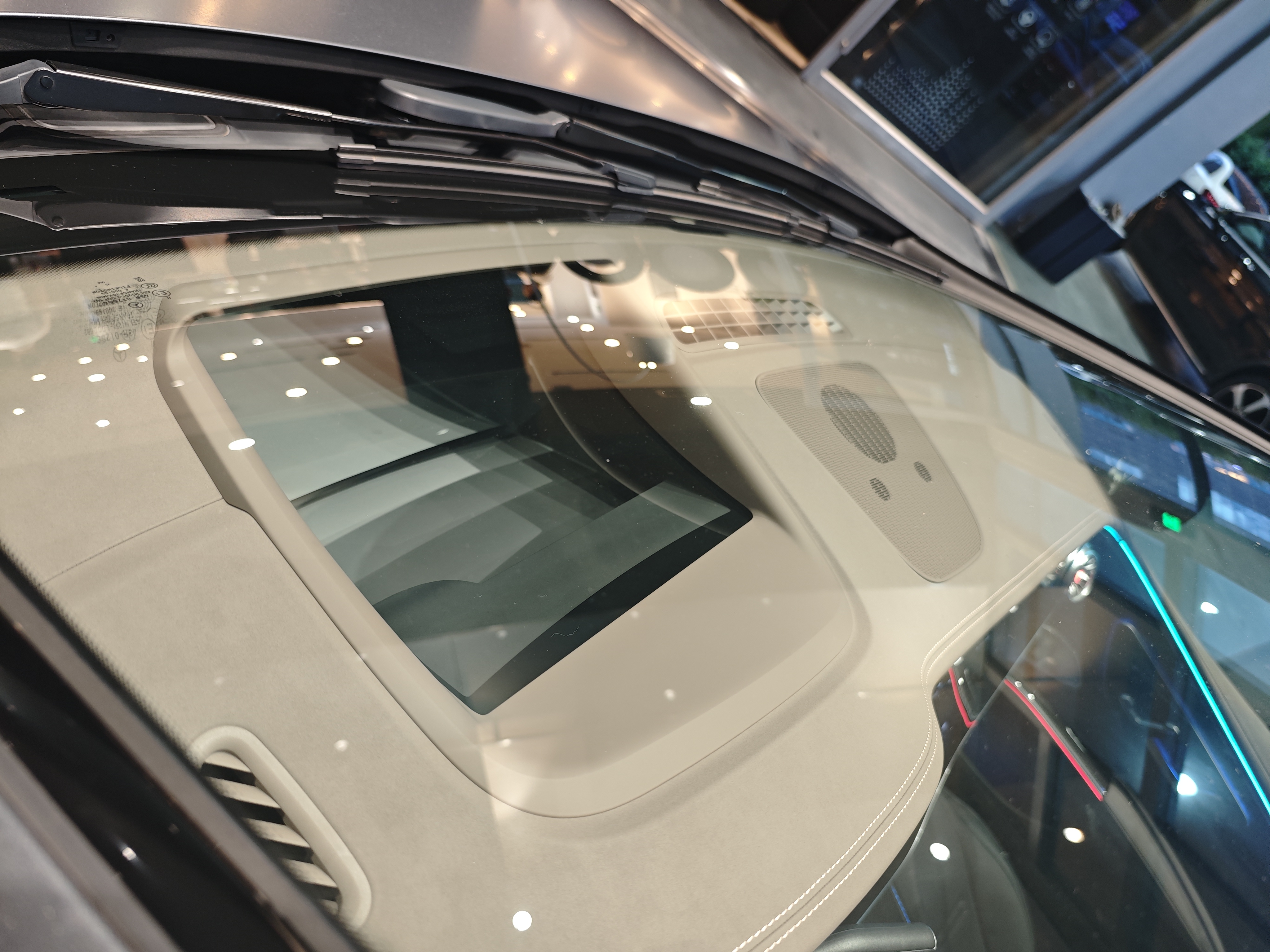 Mercedes-Benz EQS AMG 2023 imagen de coche #25