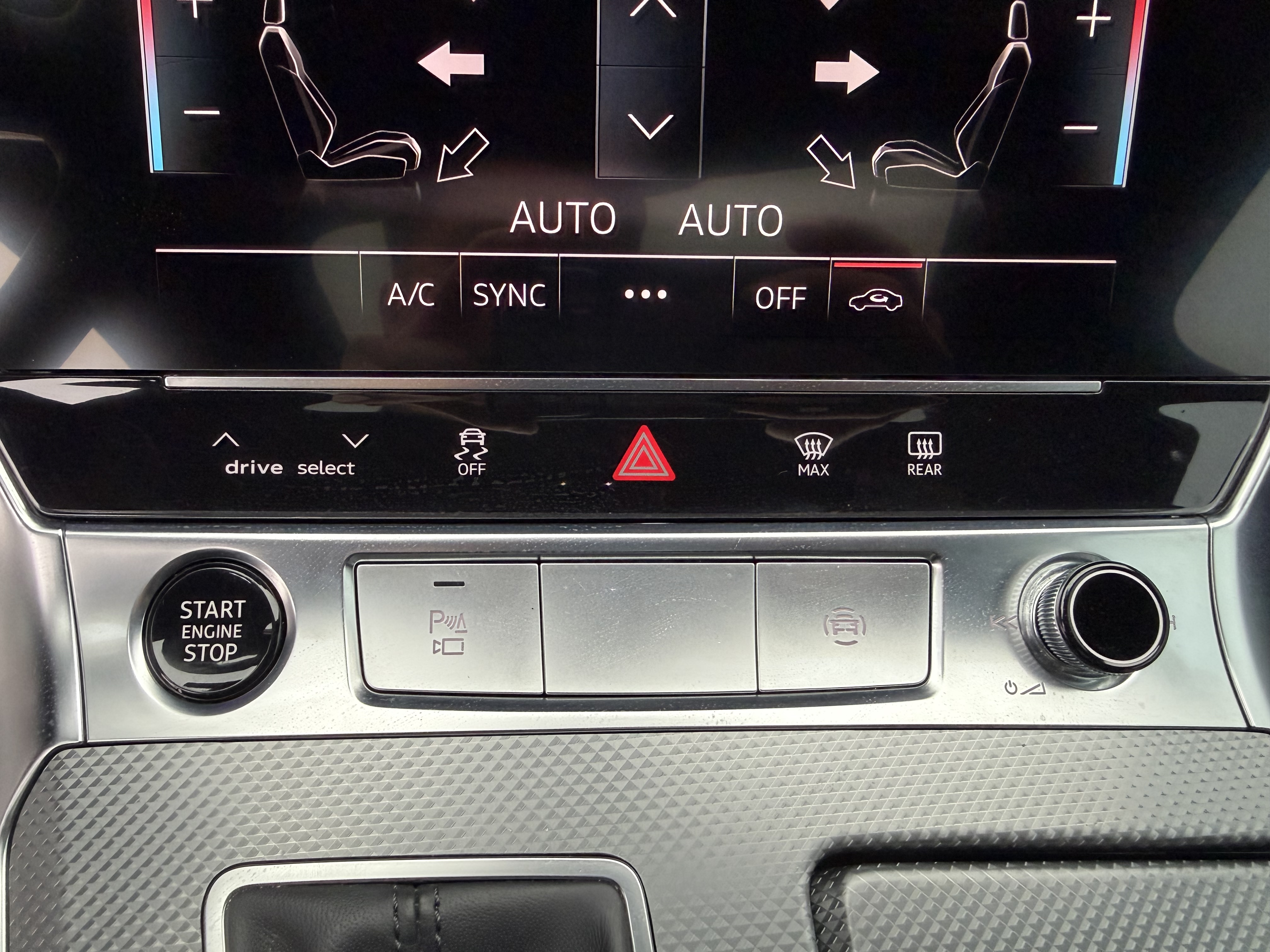 Audi A6L 2023 car image #25