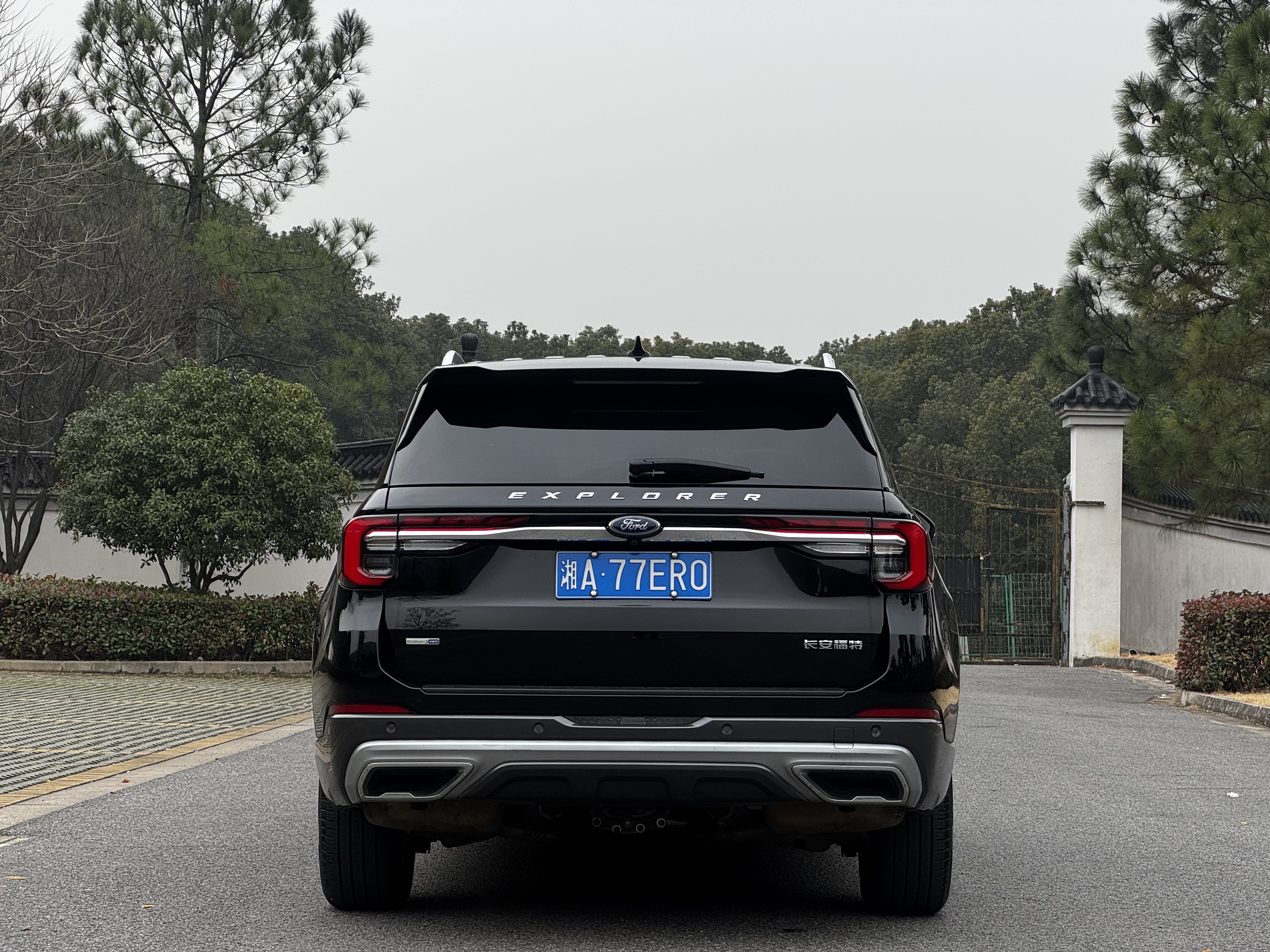 Ford Explorer 2024 صورة سيارة #25